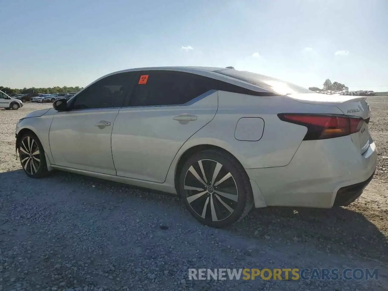2 fotografías del automóvil dañado 1N4BL4CV9KN315292 NISSAN ALTIMA 2019