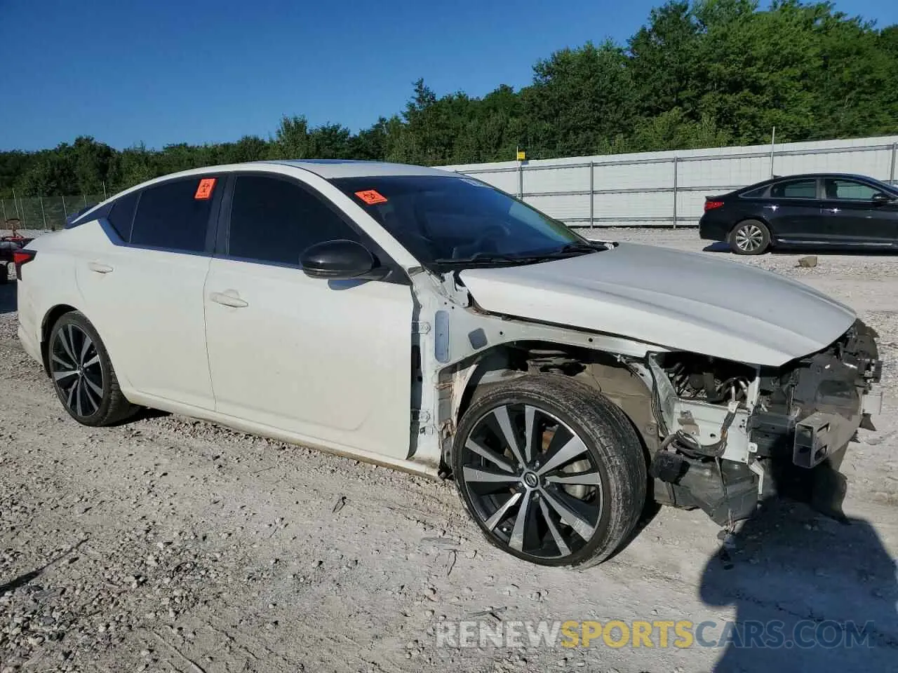 4 fotografías del automóvil dañado 1N4BL4CV9KN315292 NISSAN ALTIMA 2019