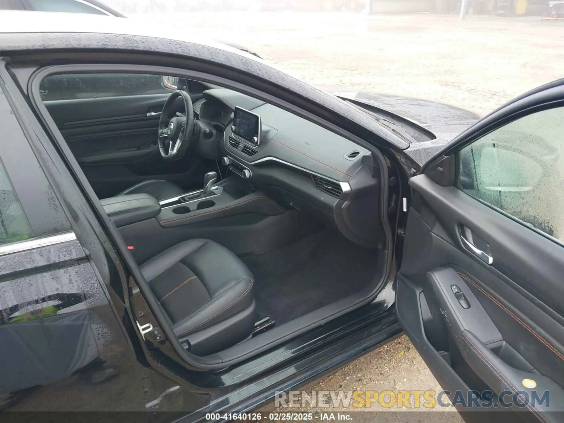 5 fotografías del automóvil dañado 1N4BL4CV9KN323456 NISSAN ALTIMA 2019