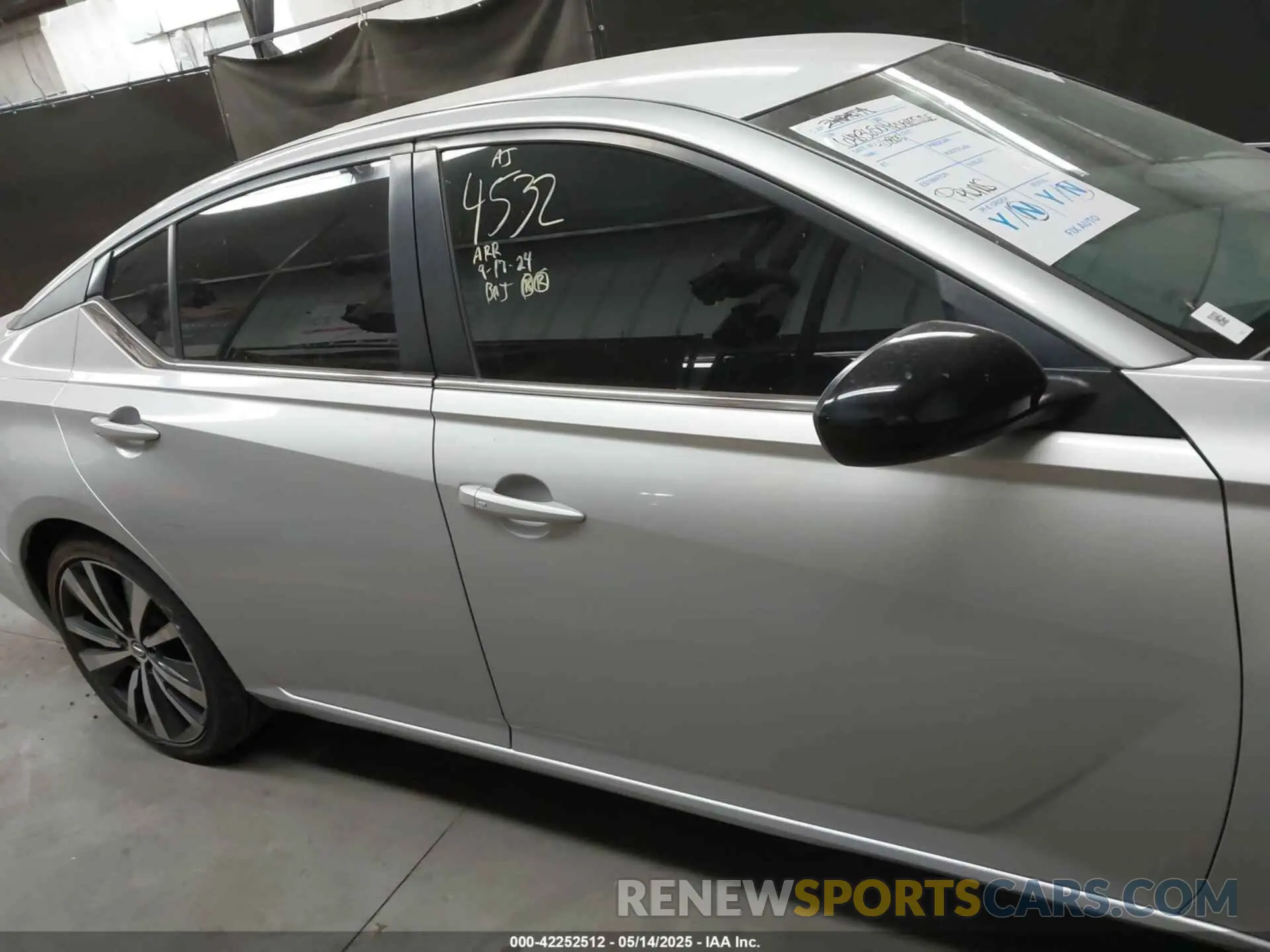 13 fotografías del automóvil dañado 1N4BL4CVXKC168931 NISSAN ALTIMA 2019