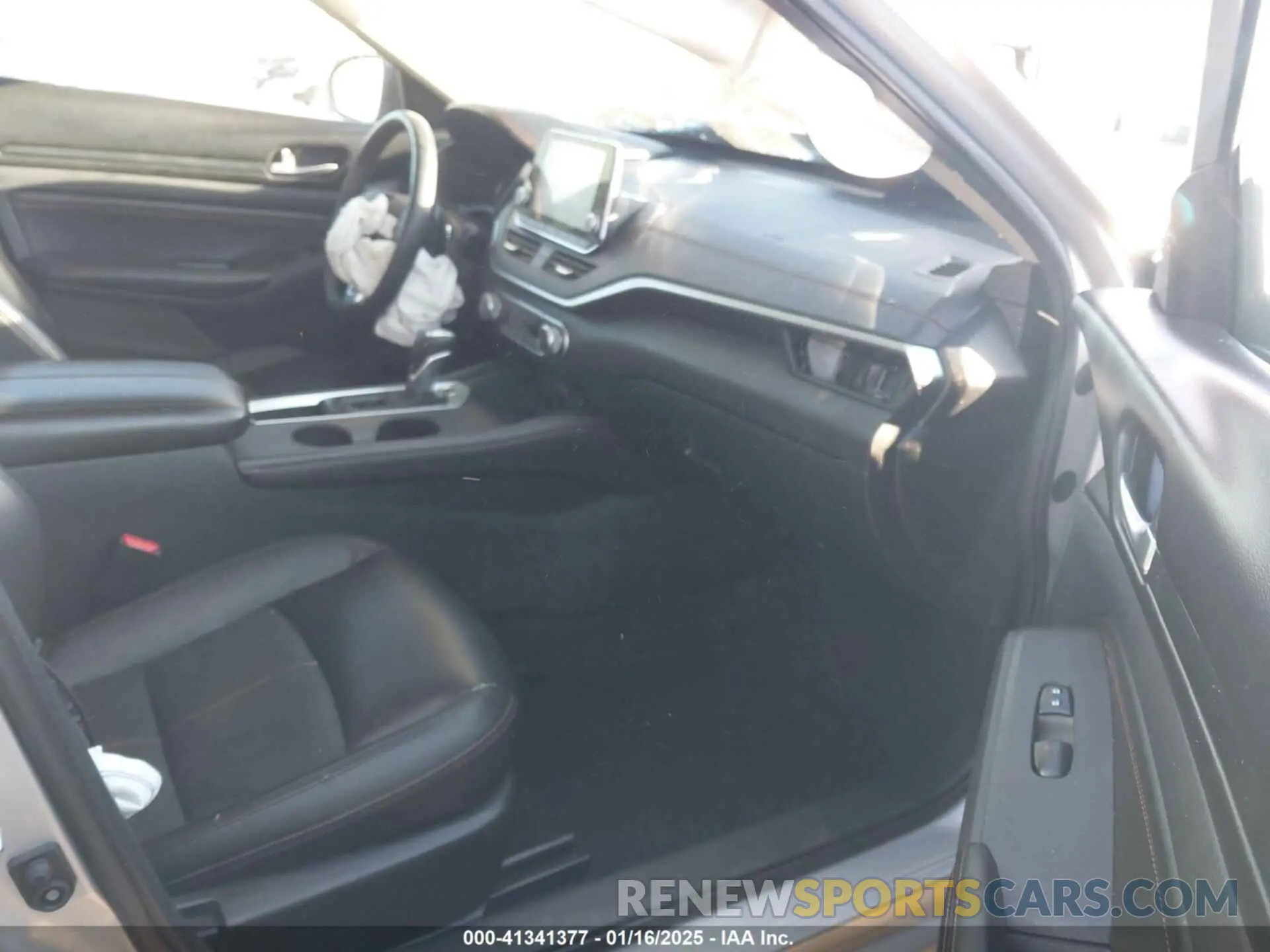 5 fotografías del automóvil dañado 1N4BL4CVXKC171019 NISSAN ALTIMA 2019