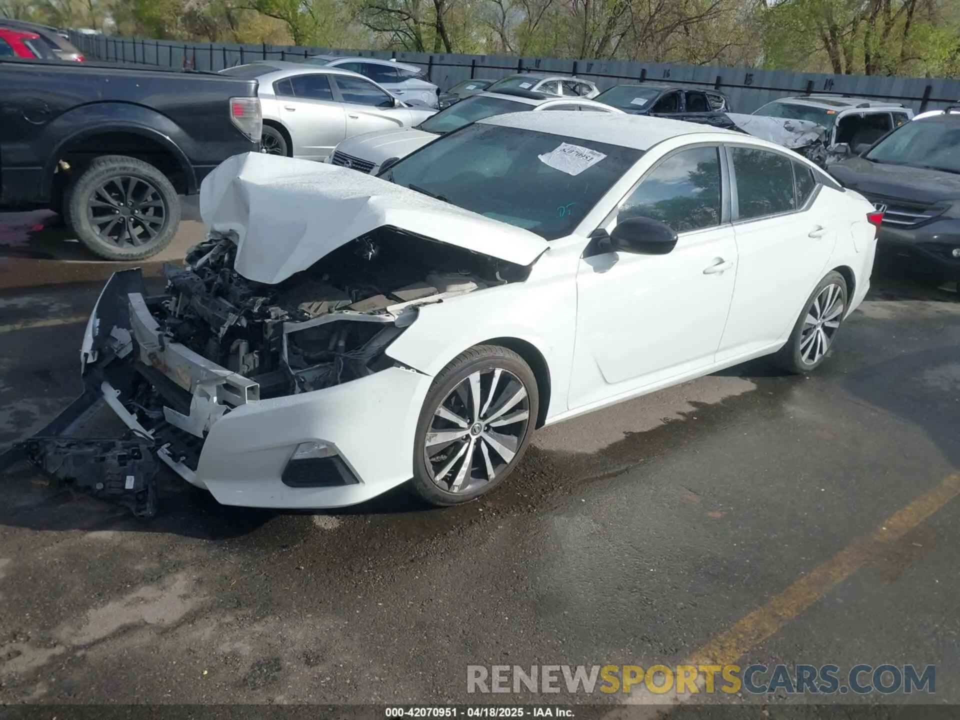 2 fotografías del automóvil dañado 1N4BL4CVXKC234006 NISSAN ALTIMA 2019