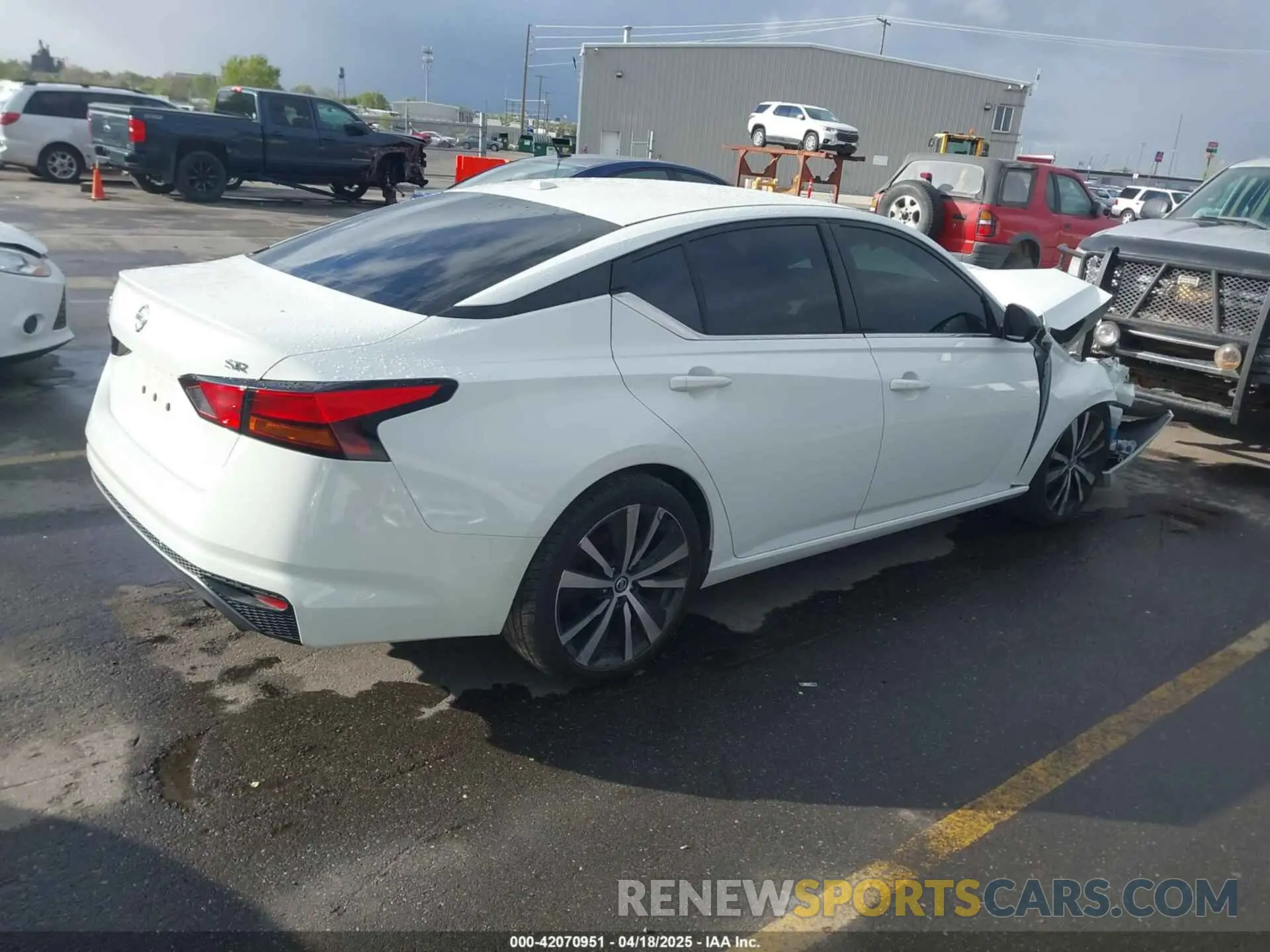 4 fotografías del automóvil dañado 1N4BL4CVXKC234006 NISSAN ALTIMA 2019