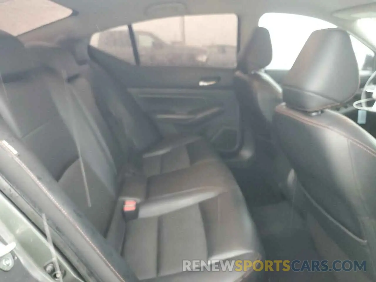 11 fotografías del automóvil dañado 1N4BL4CW0KC145456 NISSAN ALTIMA 2019