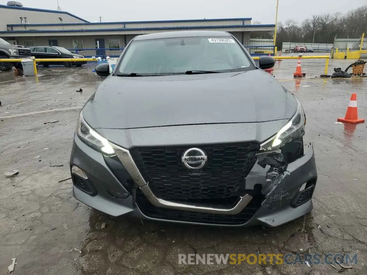5 fotografías del automóvil dañado 1N4BL4CW0KC145456 NISSAN ALTIMA 2019