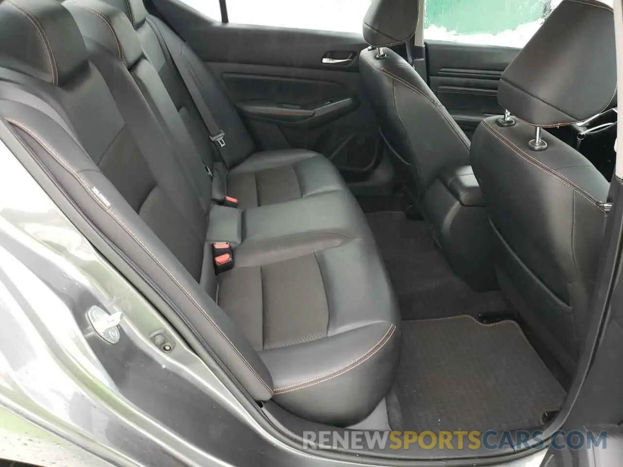 10 fotografías del automóvil dañado 1N4BL4CW0KC225288 NISSAN ALTIMA 2019