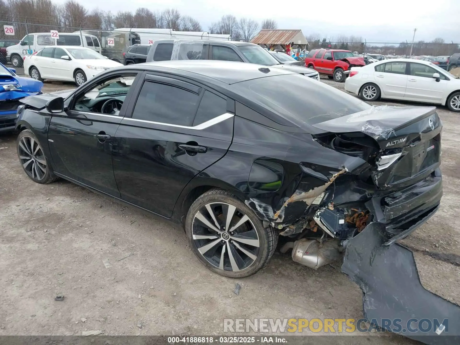 3 fotografías del automóvil dañado 1N4BL4CW0KN303797 NISSAN ALTIMA 2019