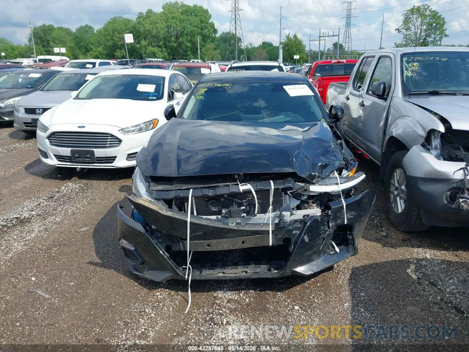 13 fotografías del automóvil dañado 1N4BL4CW2KN321993 NISSAN ALTIMA 2019