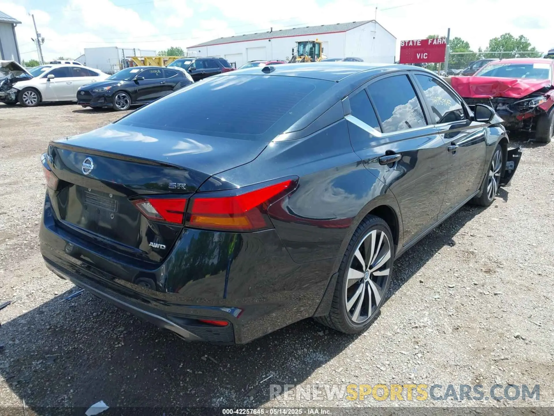 4 fotografías del automóvil dañado 1N4BL4CW2KN321993 NISSAN ALTIMA 2019