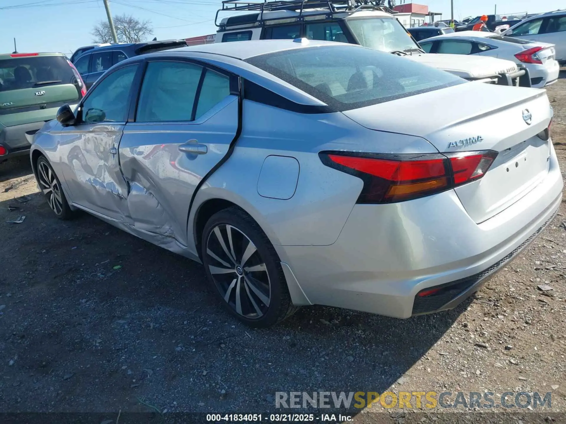 3 fotografías del automóvil dañado 1N4BL4CW3KC149341 NISSAN ALTIMA 2019