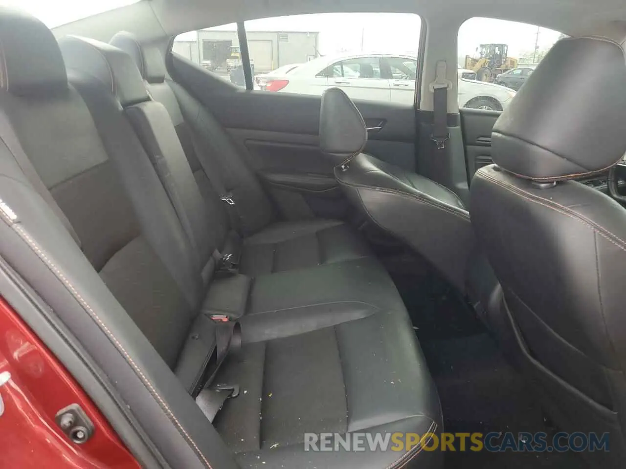 10 fotografías del automóvil dañado 1N4BL4CW5KC202332 NISSAN ALTIMA 2019