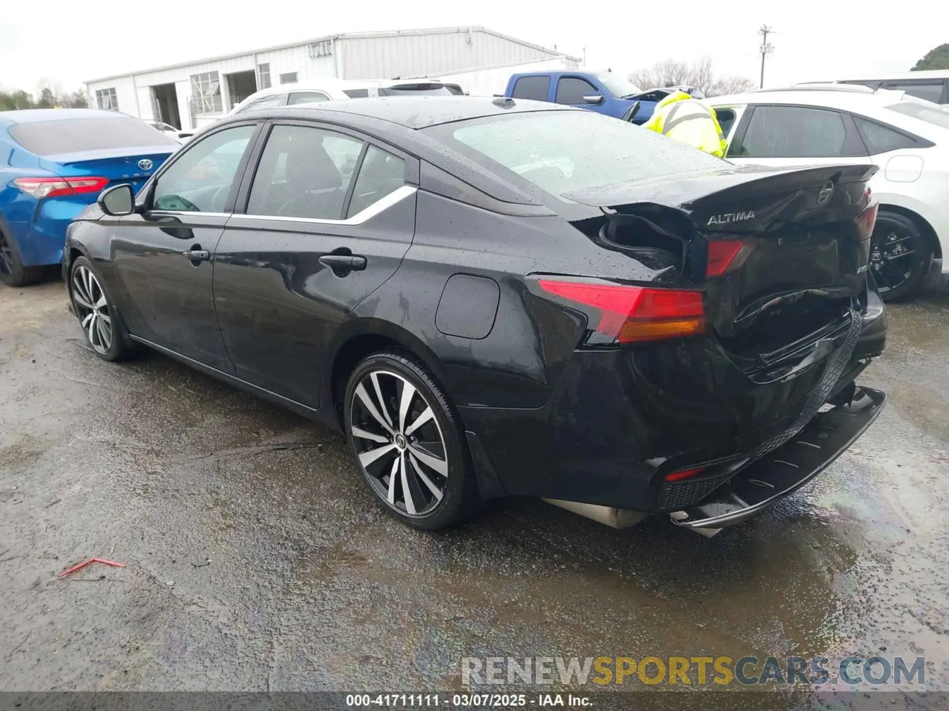 3 fotografías del automóvil dañado 1N4BL4CW5KC240482 NISSAN ALTIMA 2019