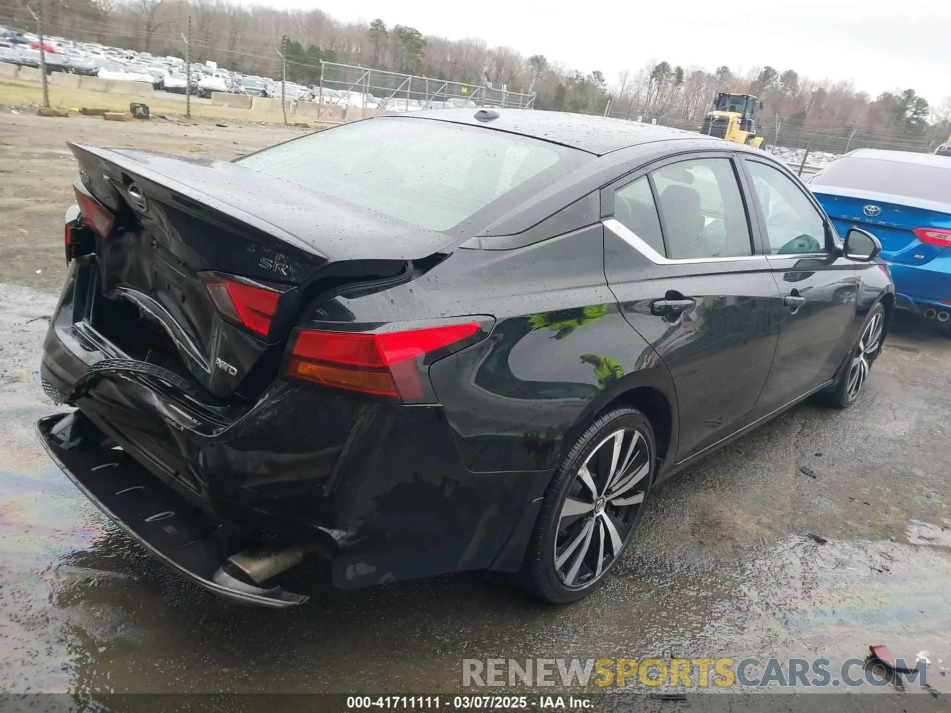 4 fotografías del automóvil dañado 1N4BL4CW5KC240482 NISSAN ALTIMA 2019