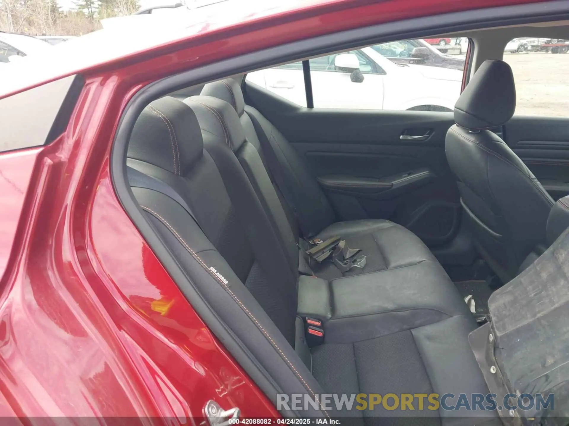 8 fotografías del automóvil dañado 1N4BL4CW6KN321480 NISSAN ALTIMA 2019