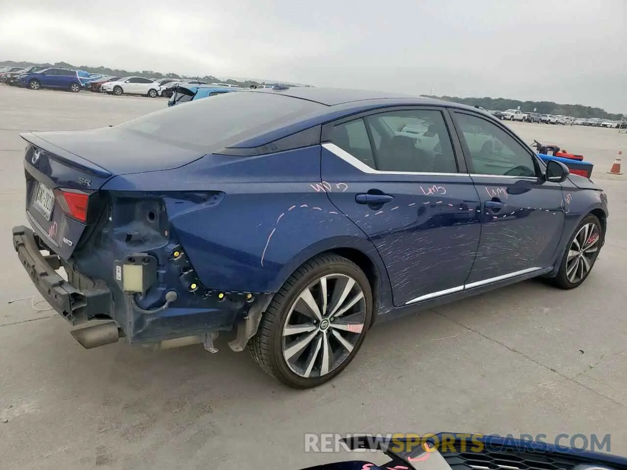 3 fotografías del automóvil dañado 1N4BL4CW8KC171223 NISSAN ALTIMA 2019