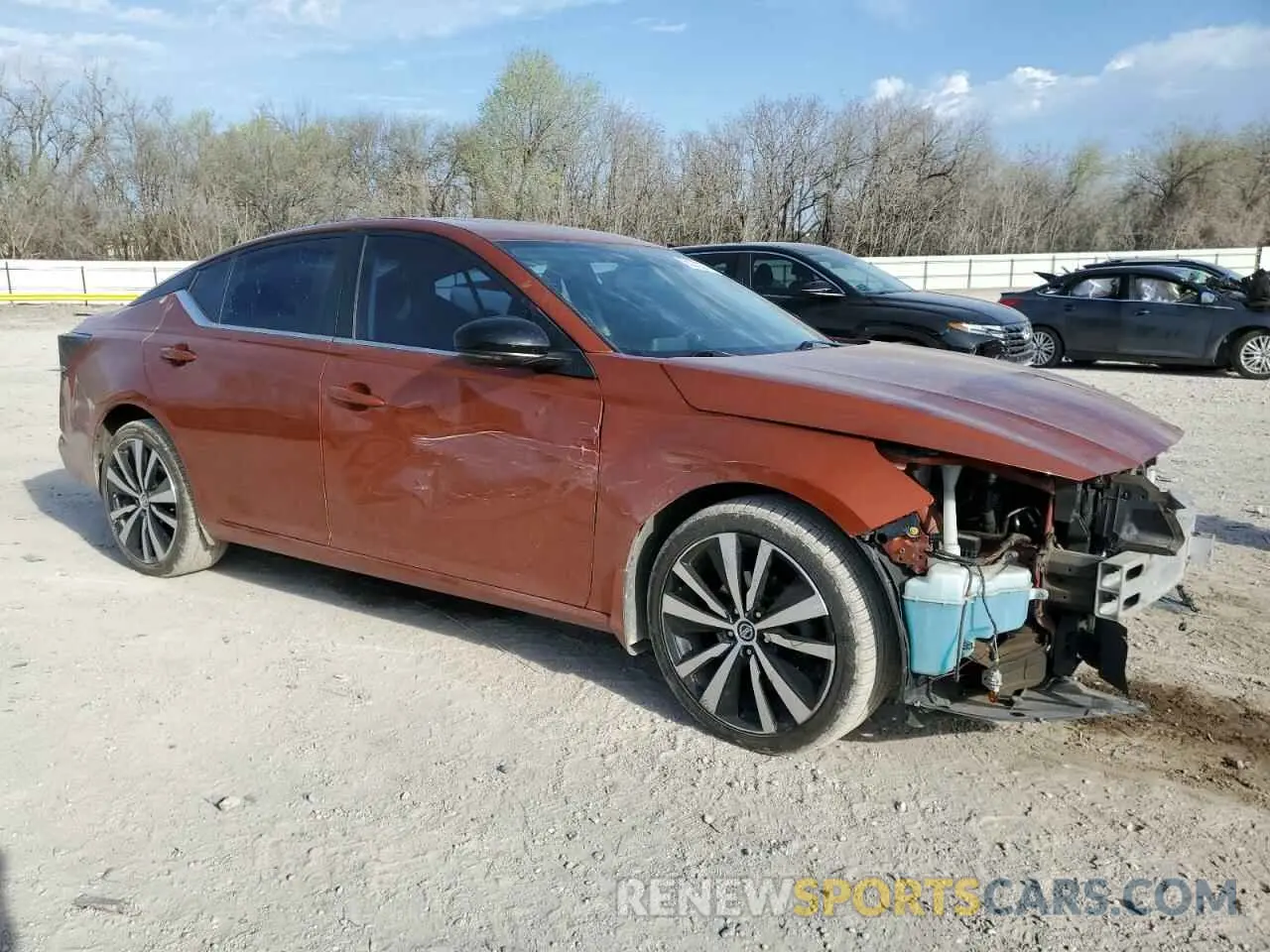 4 fotografías del automóvil dañado 1N4BL4CW9KC169447 NISSAN ALTIMA 2019