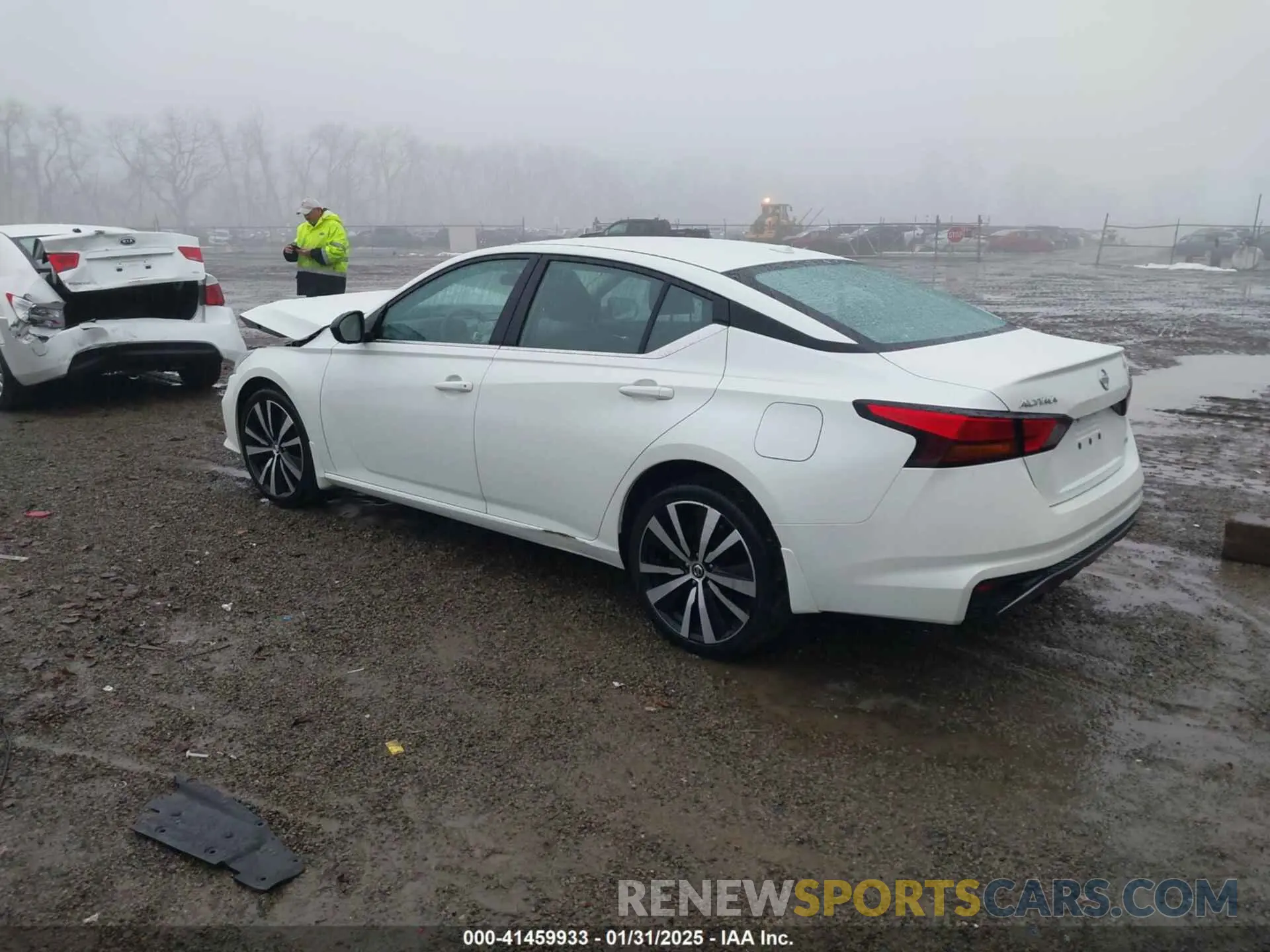 3 fotografías del automóvil dañado 1N4BL4CW9KN321361 NISSAN ALTIMA 2019
