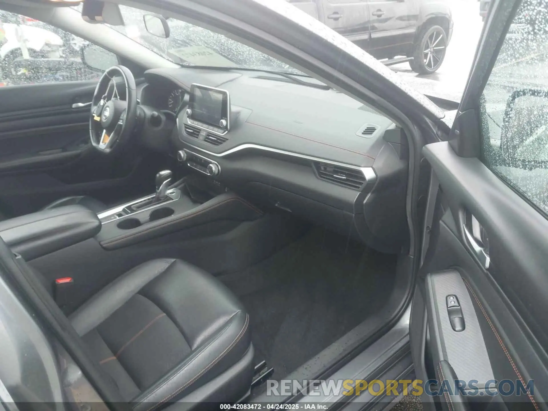 5 fotografías del automóvil dañado 1N4BL4CWXKC173474 NISSAN ALTIMA 2019