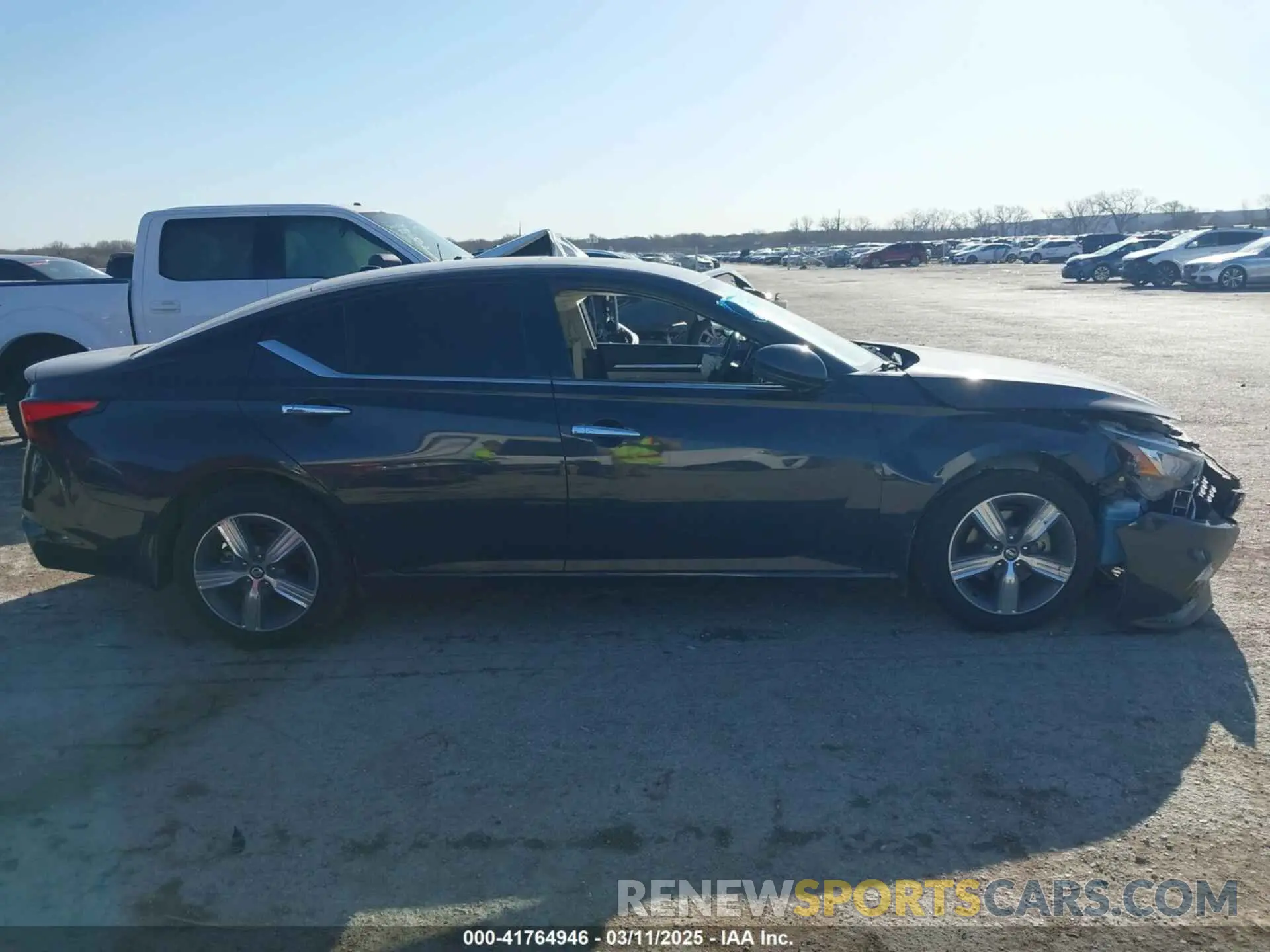 14 fotografías del automóvil dañado 1N4BL4DV0KC115623 NISSAN ALTIMA 2019