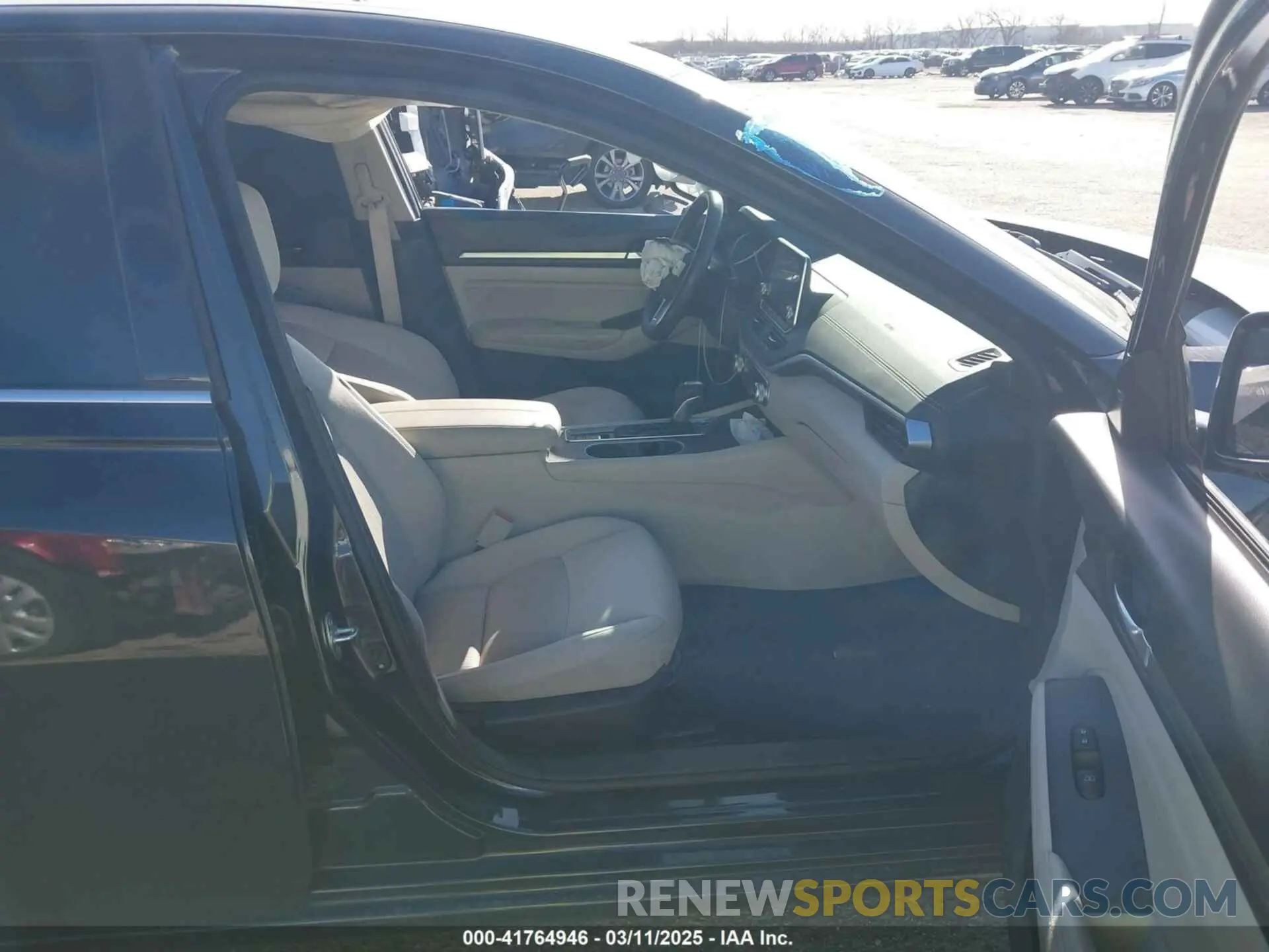 5 fotografías del automóvil dañado 1N4BL4DV0KC115623 NISSAN ALTIMA 2019