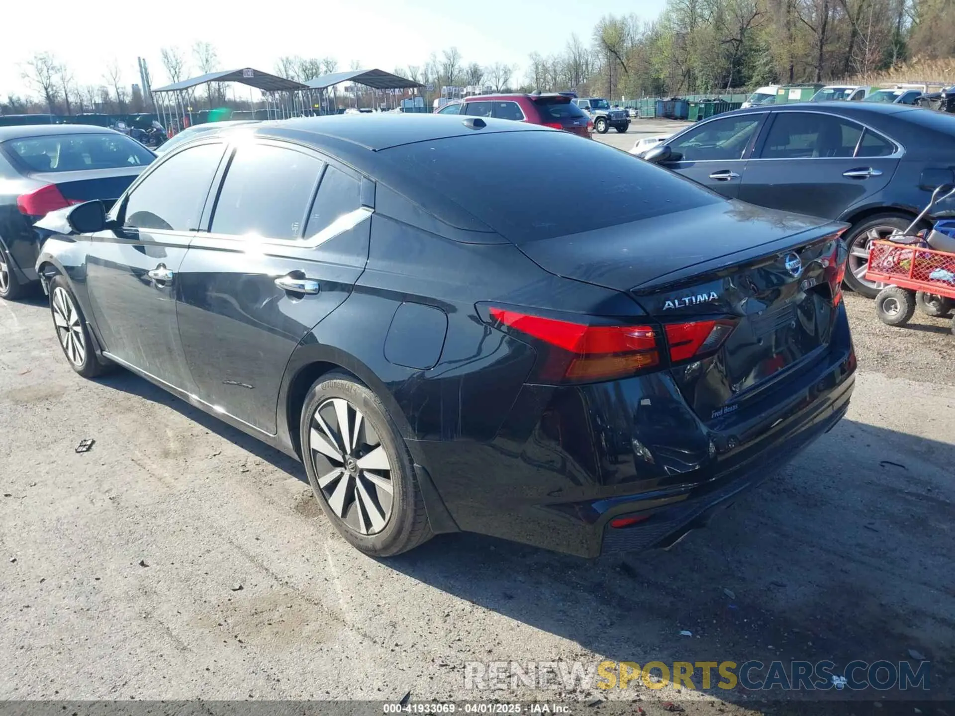 3 fotografías del automóvil dañado 1N4BL4DV1KC104369 NISSAN ALTIMA 2019