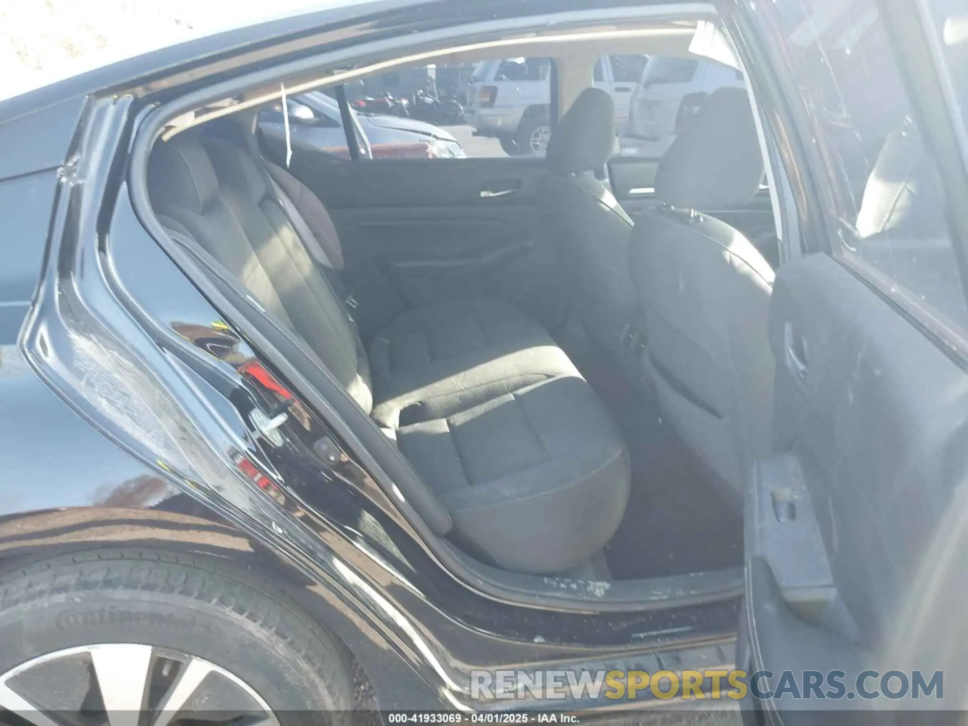 8 fotografías del automóvil dañado 1N4BL4DV1KC104369 NISSAN ALTIMA 2019