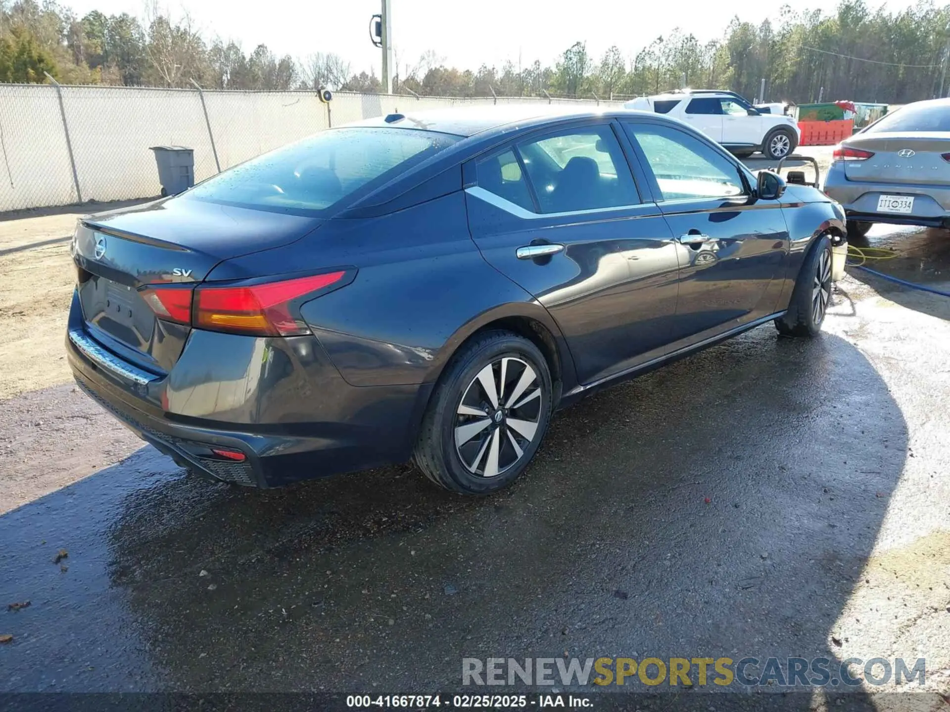 4 fotografías del automóvil dañado 1N4BL4DV1KC128901 NISSAN ALTIMA 2019