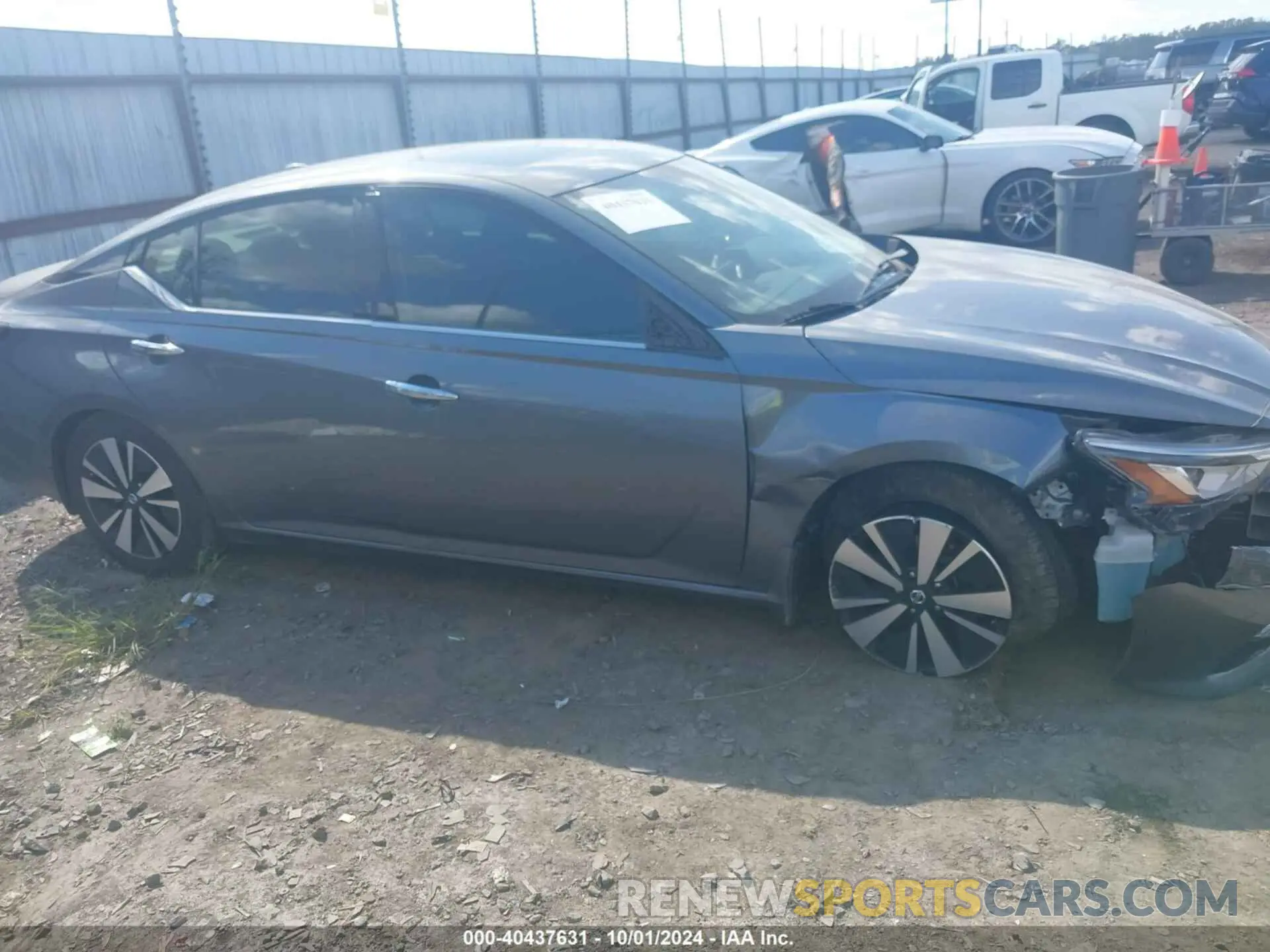 13 fotografías del automóvil dañado 1N4BL4DV3KC160135 NISSAN ALTIMA 2019