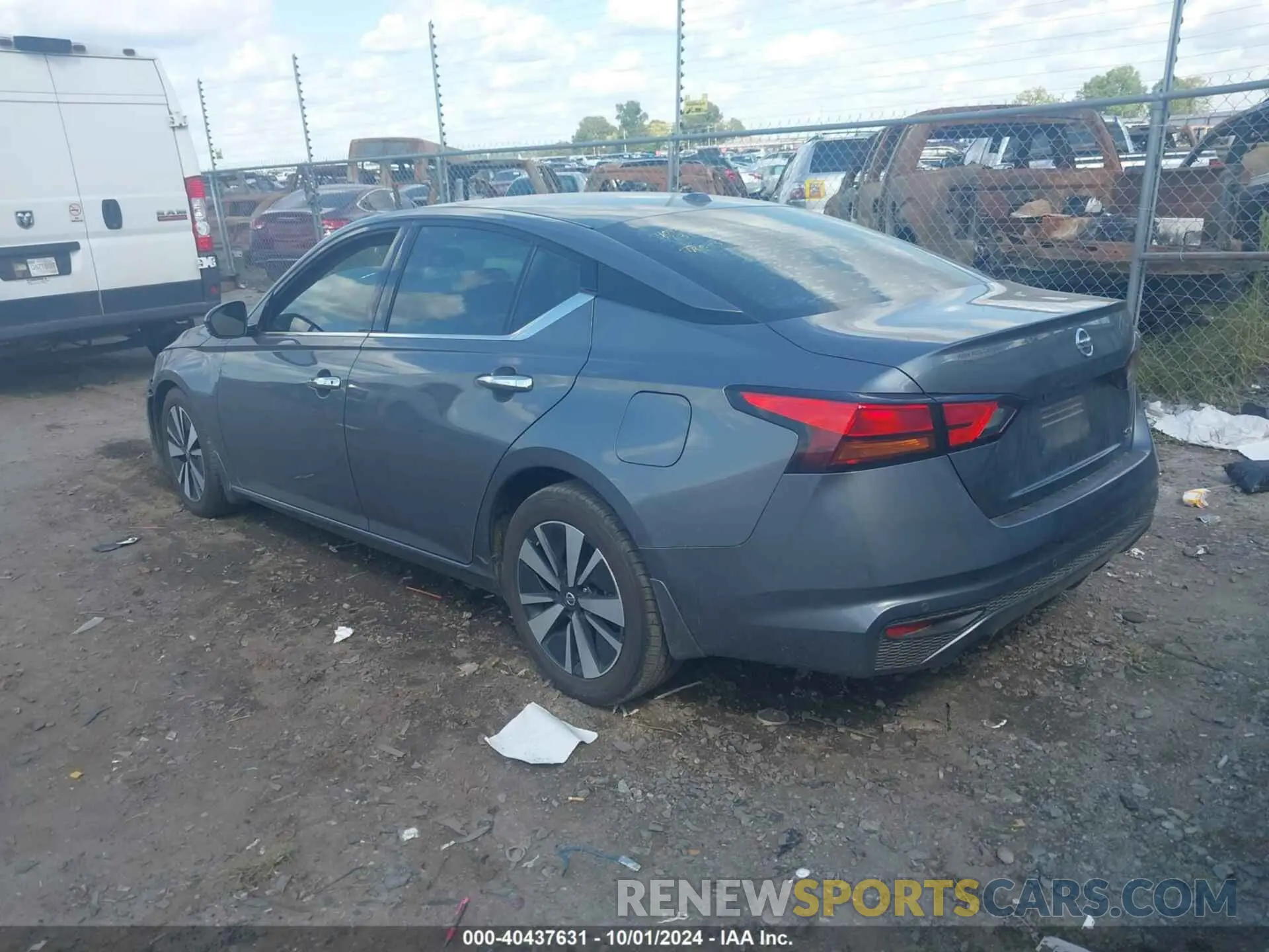 3 fotografías del automóvil dañado 1N4BL4DV3KC160135 NISSAN ALTIMA 2019