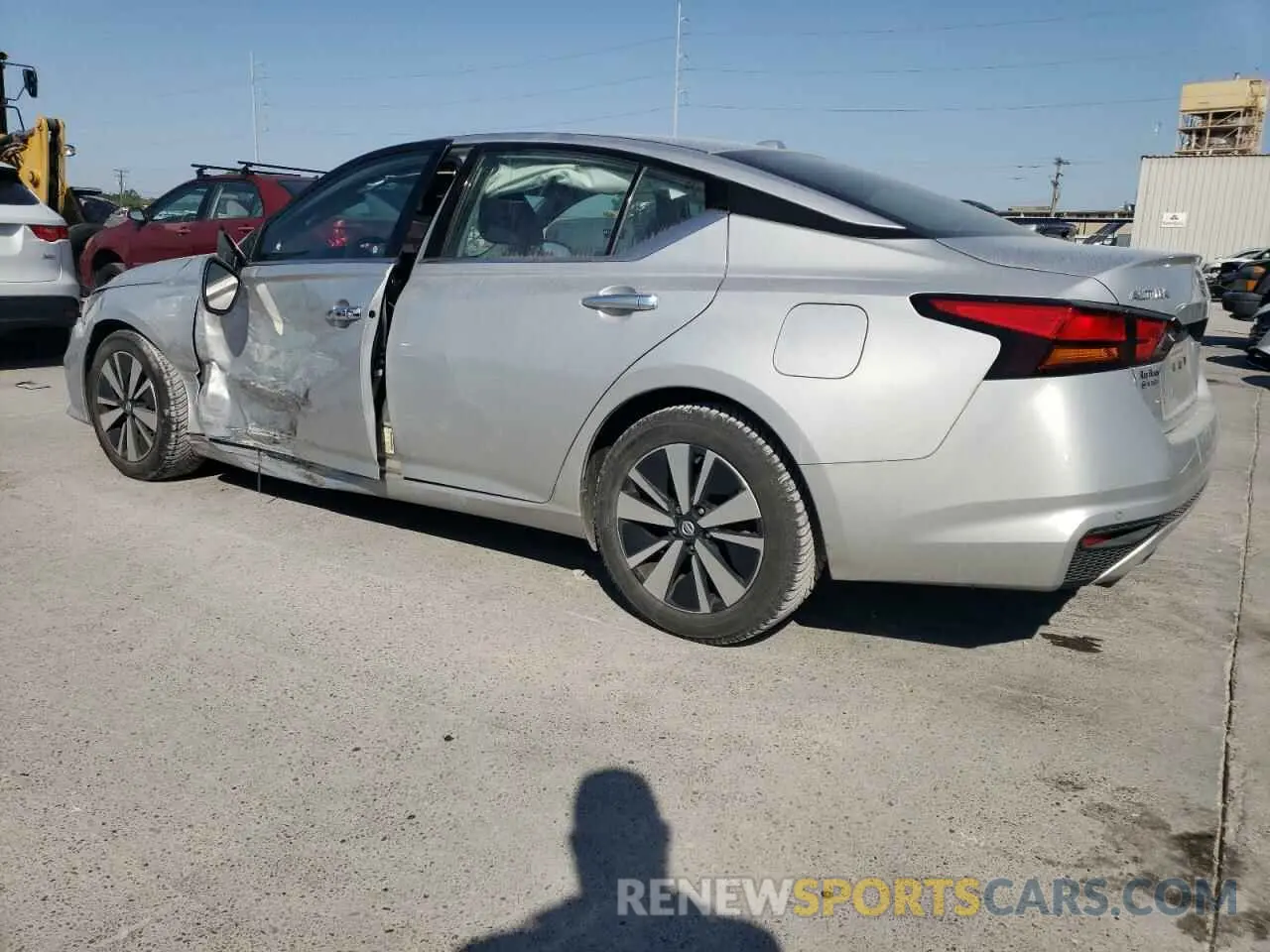 2 fotografías del automóvil dañado 1N4BL4DV3KC208328 NISSAN ALTIMA 2019
