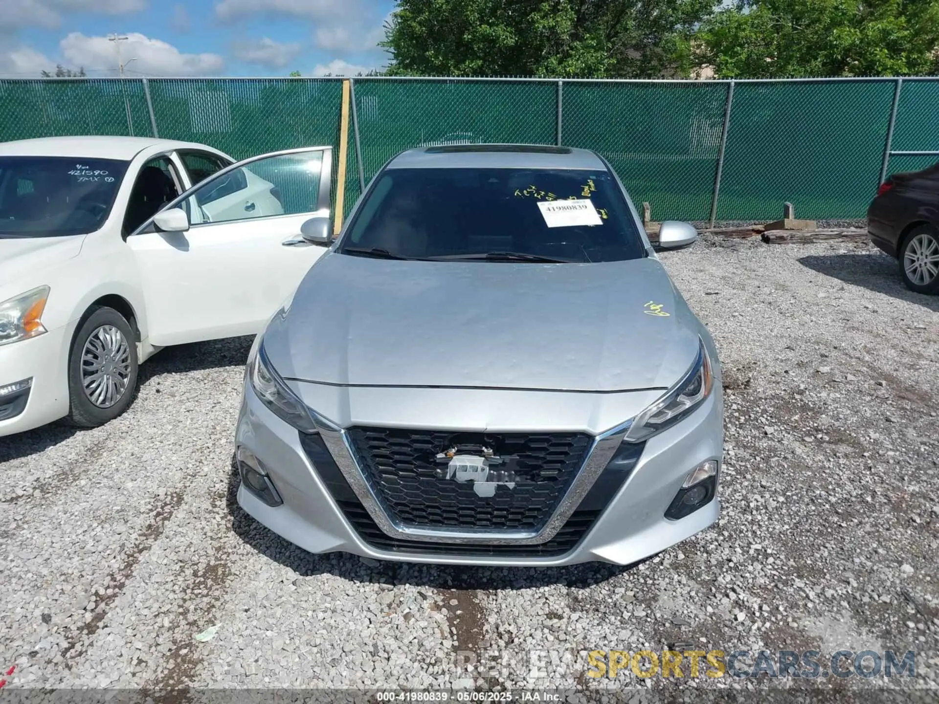 12 fotografías del automóvil dañado 1N4BL4DV4KC101255 NISSAN ALTIMA 2019