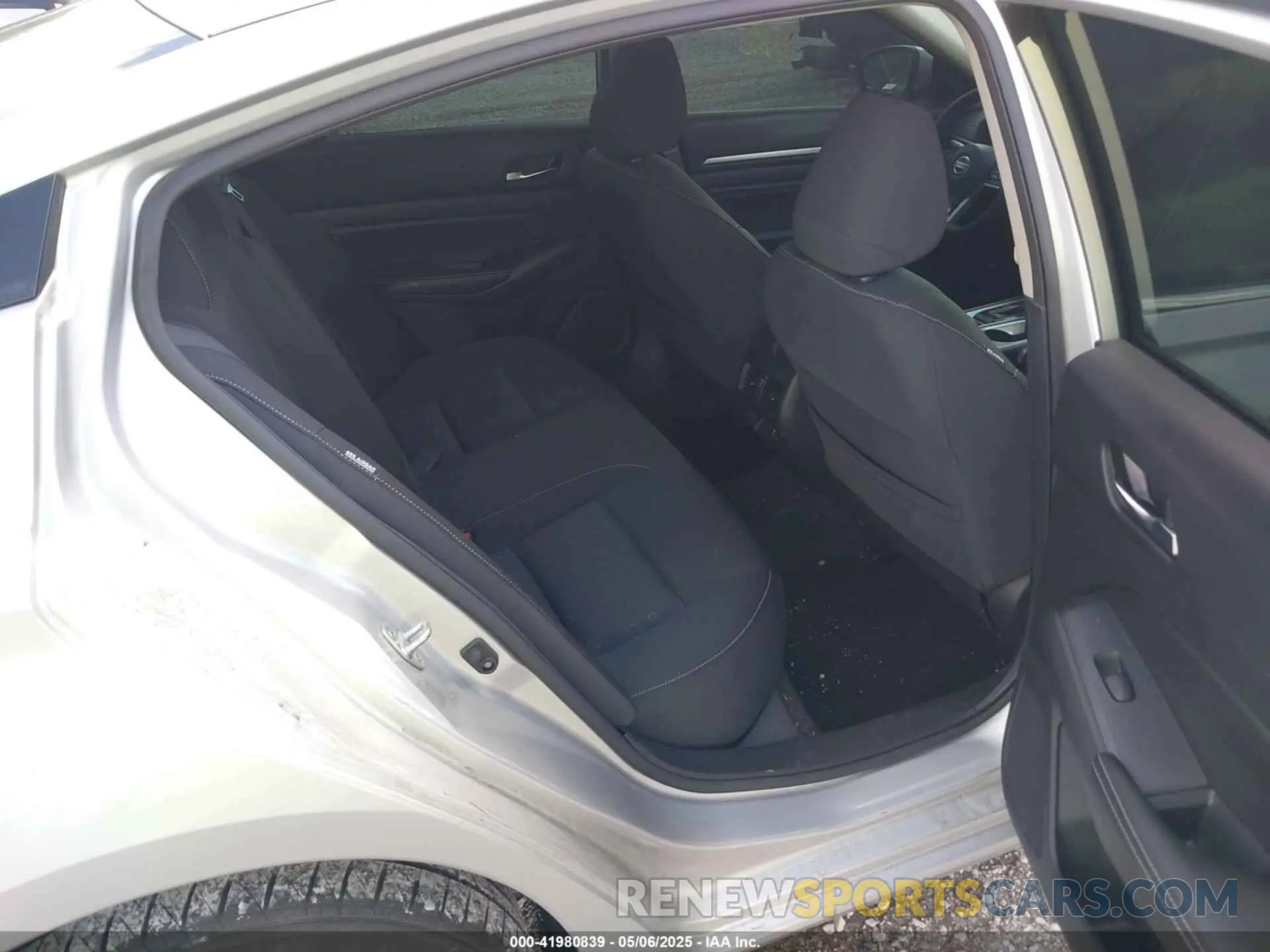 8 fotografías del automóvil dañado 1N4BL4DV4KC101255 NISSAN ALTIMA 2019