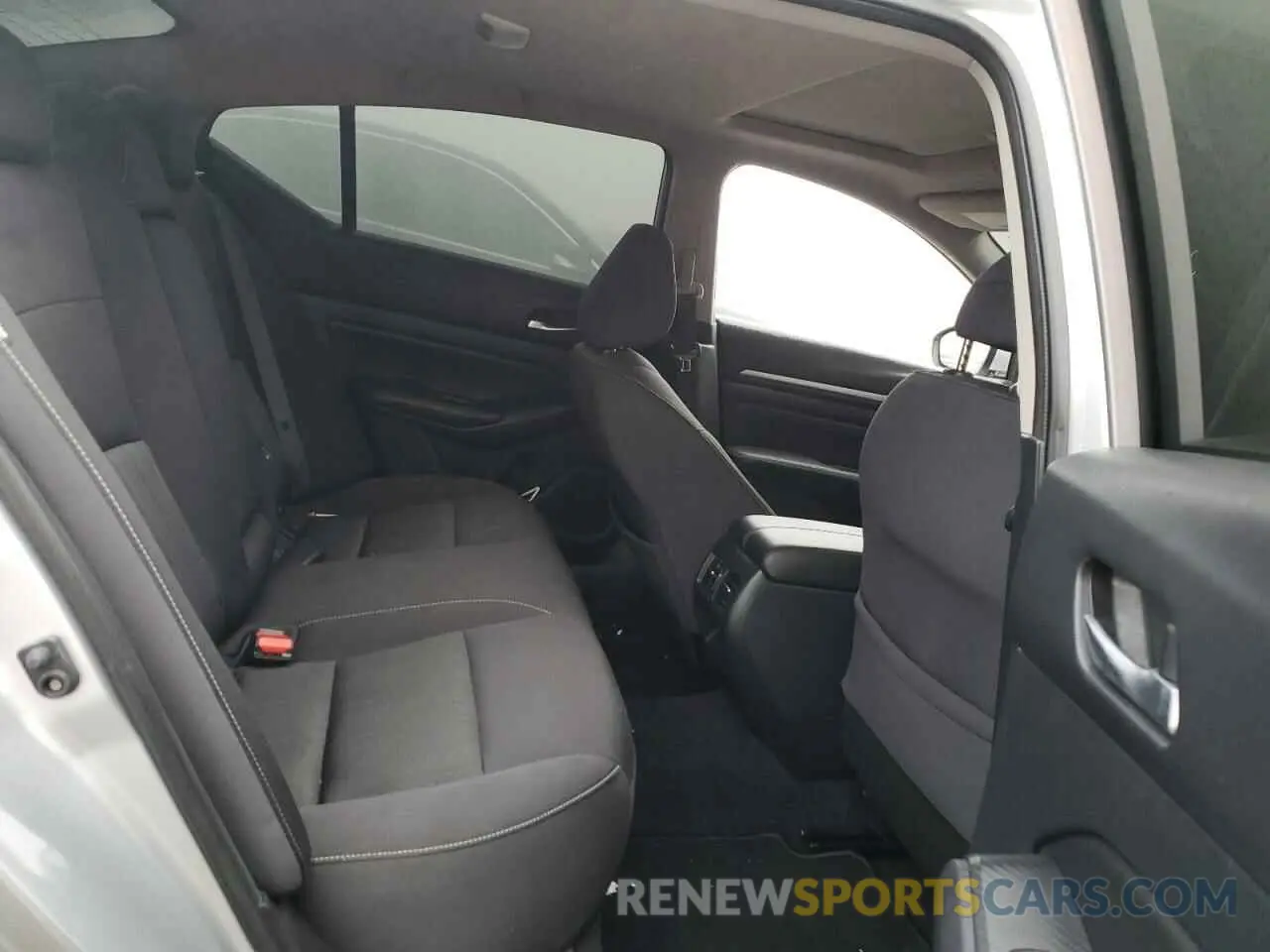 10 fotografías del automóvil dañado 1N4BL4DV4KC164629 NISSAN ALTIMA 2019