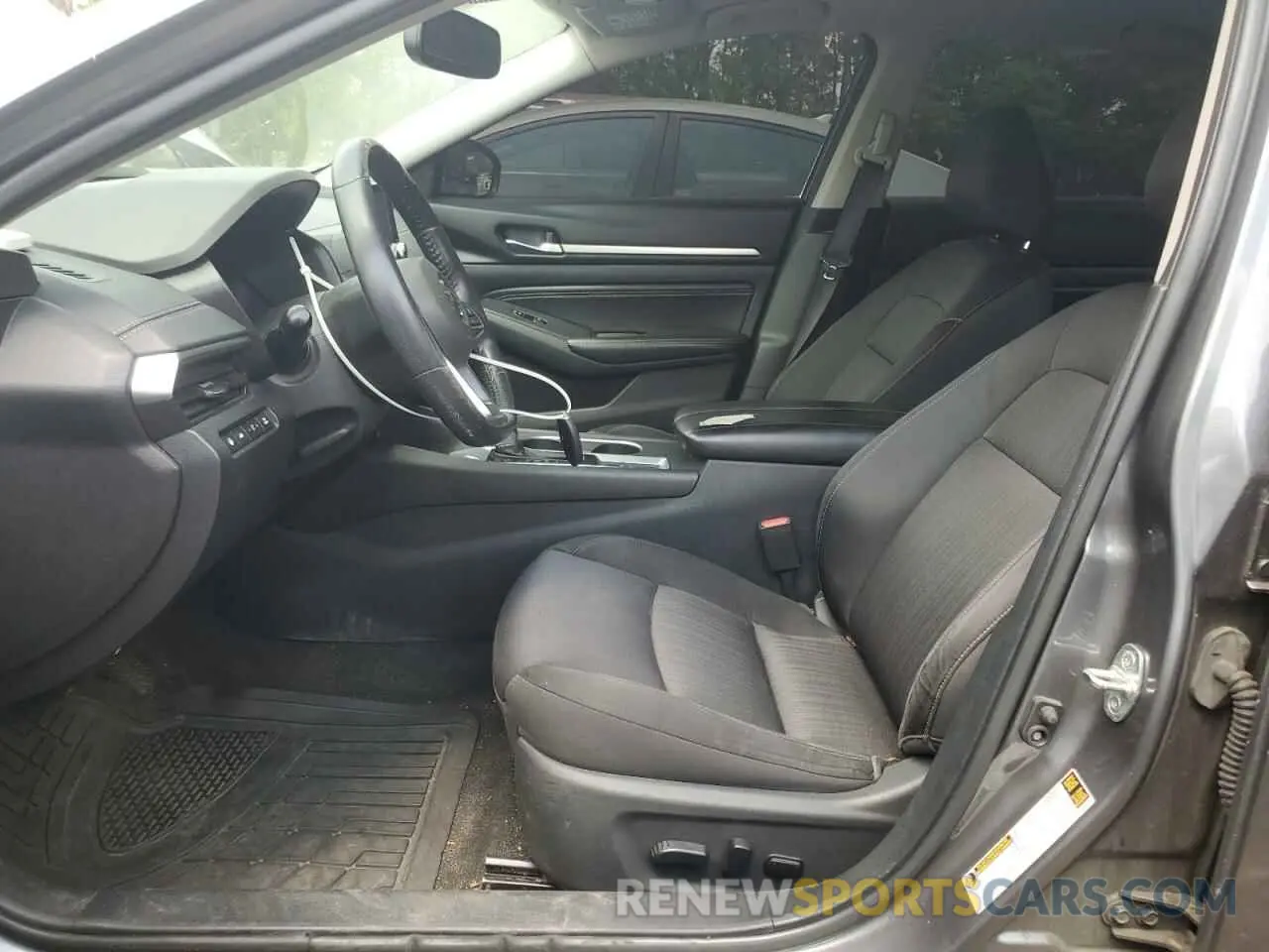 7 fotografías del automóvil dañado 1N4BL4DV6KC104948 NISSAN ALTIMA 2019
