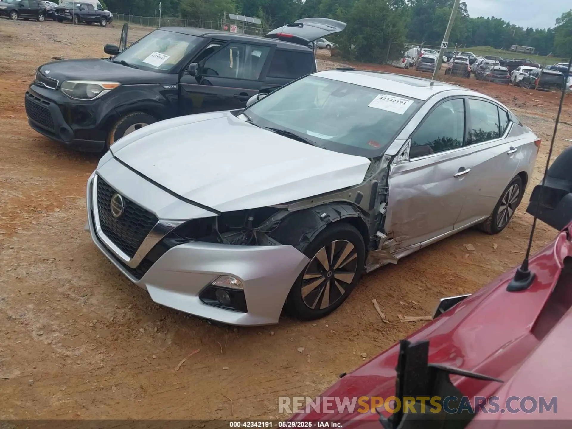 2 fotografías del automóvil dañado 1N4BL4DV6KC146908 NISSAN ALTIMA 2019