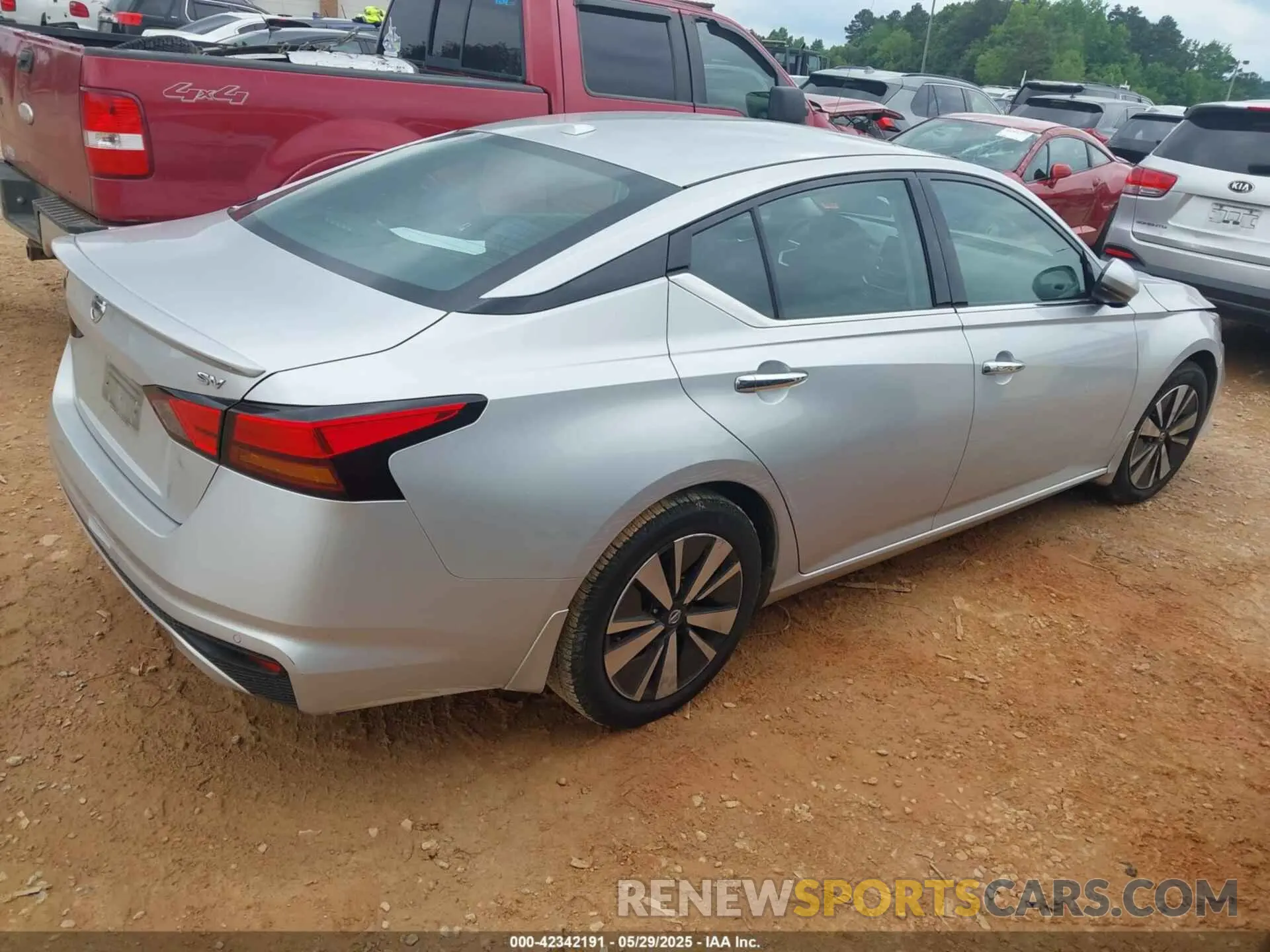4 fotografías del automóvil dañado 1N4BL4DV6KC146908 NISSAN ALTIMA 2019