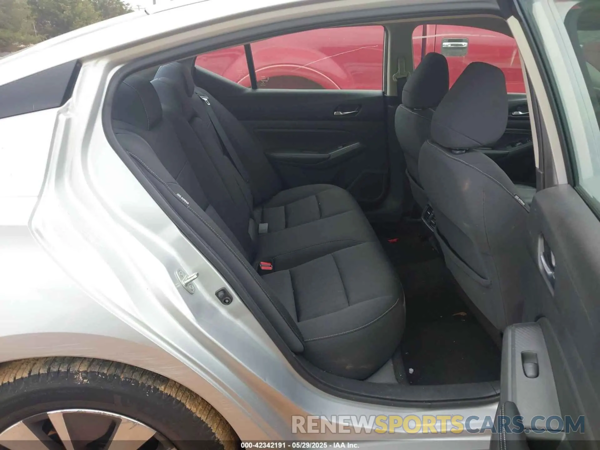 8 fotografías del automóvil dañado 1N4BL4DV6KC146908 NISSAN ALTIMA 2019