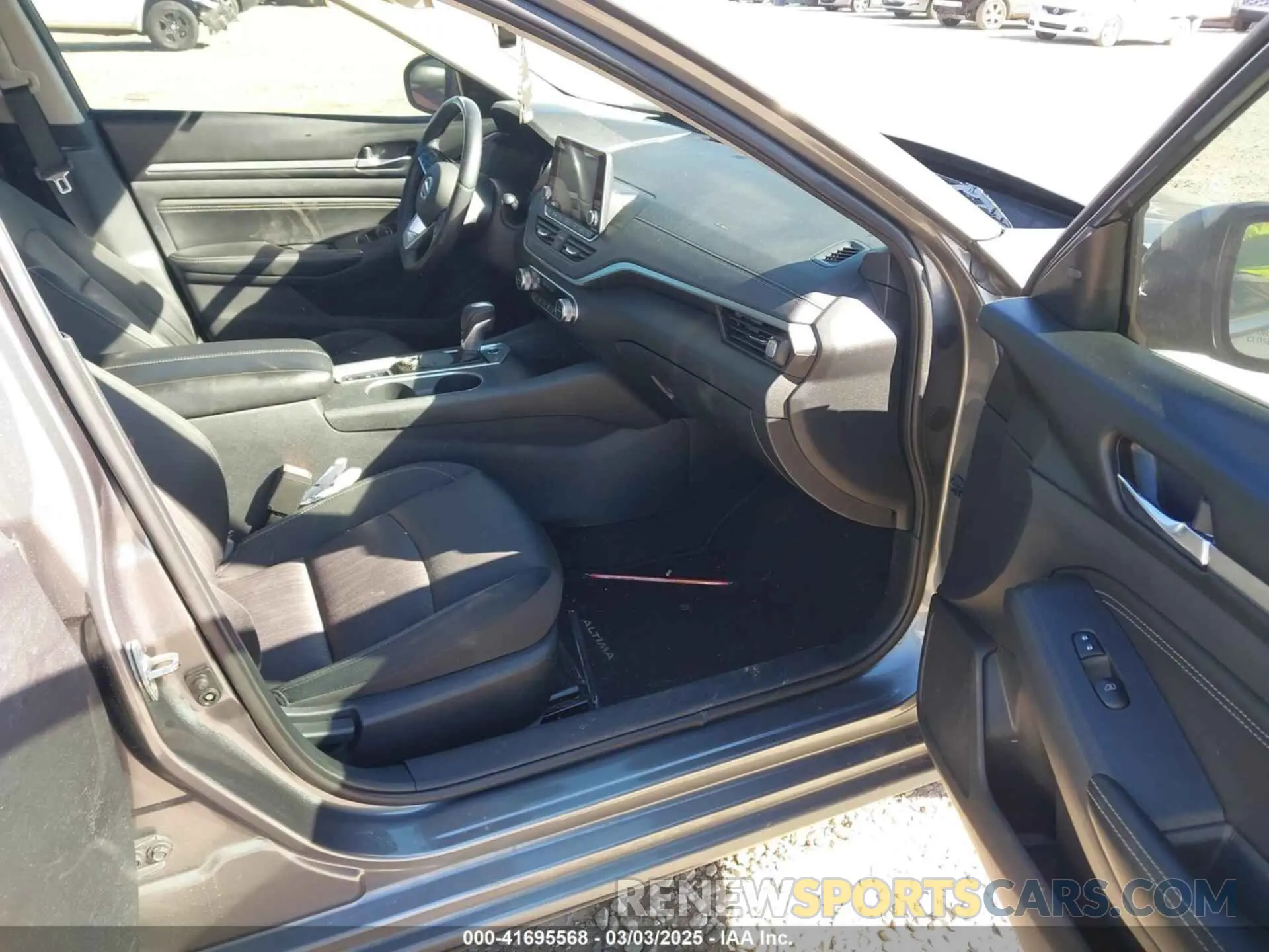 5 fotografías del automóvil dañado 1N4BL4DV7KC121581 NISSAN ALTIMA 2019