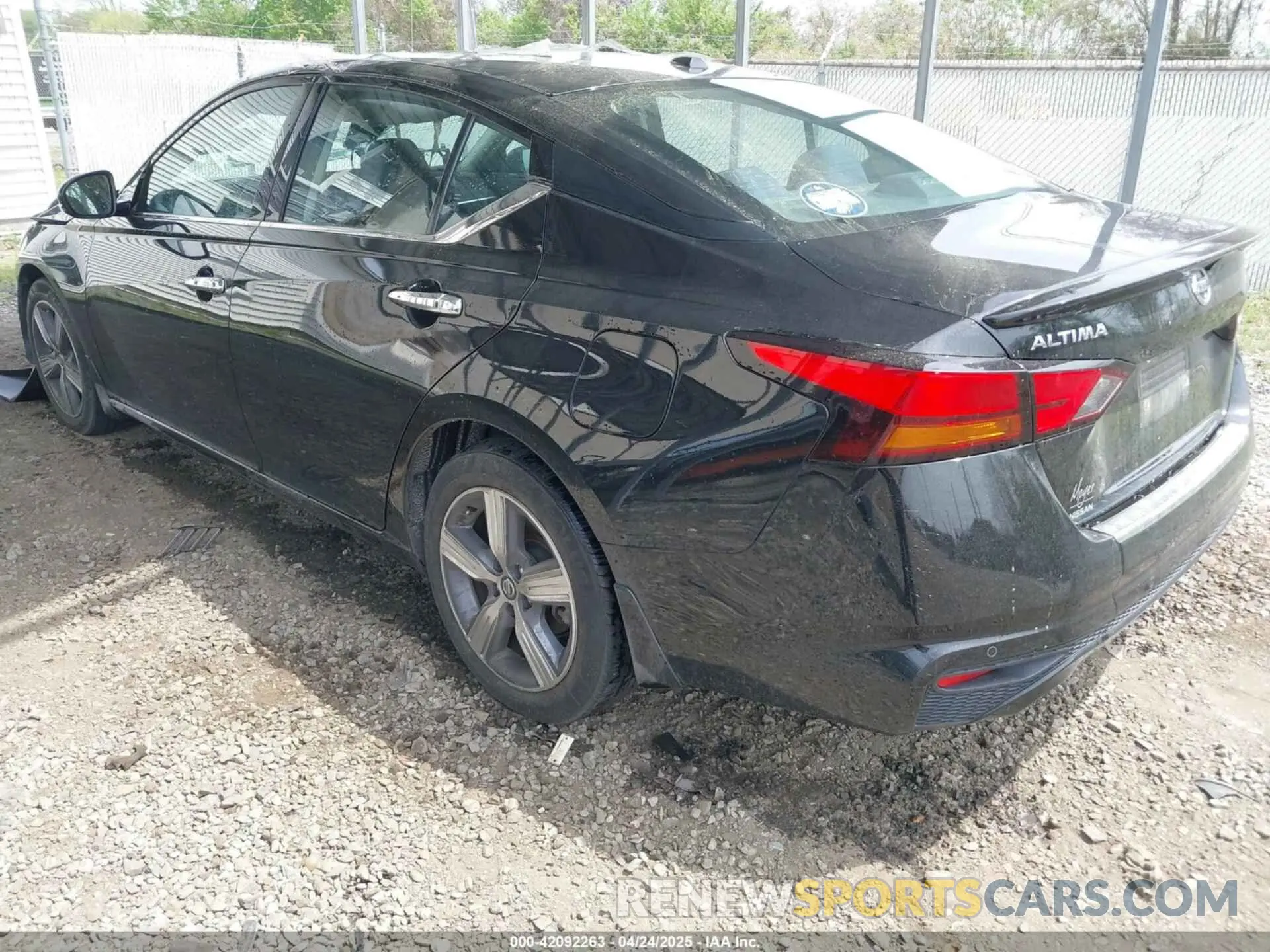 3 fotografías del automóvil dañado 1N4BL4DV7KC121726 NISSAN ALTIMA 2019