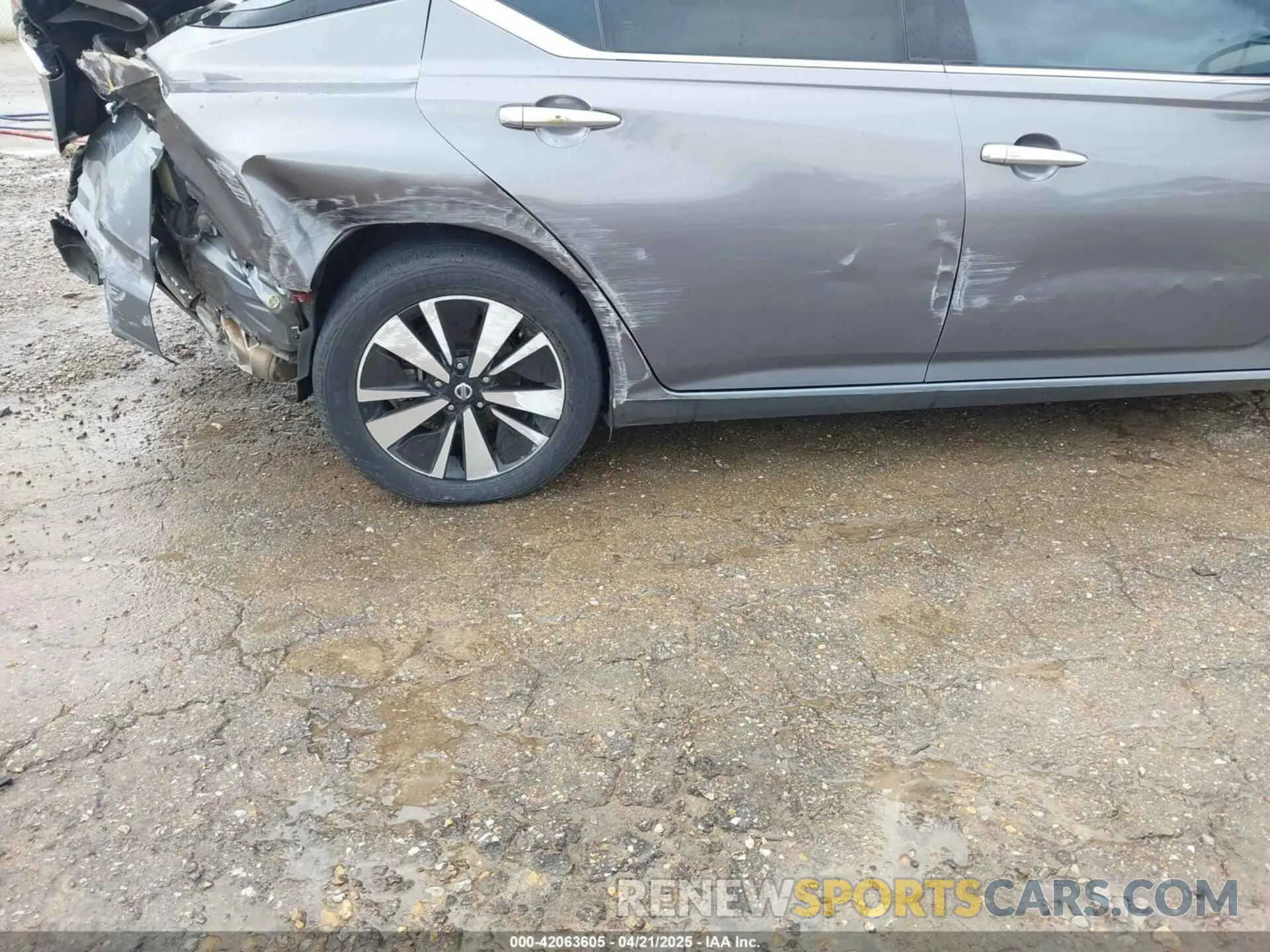 18 fotografías del automóvil dañado 1N4BL4DV8KC106474 NISSAN ALTIMA 2019