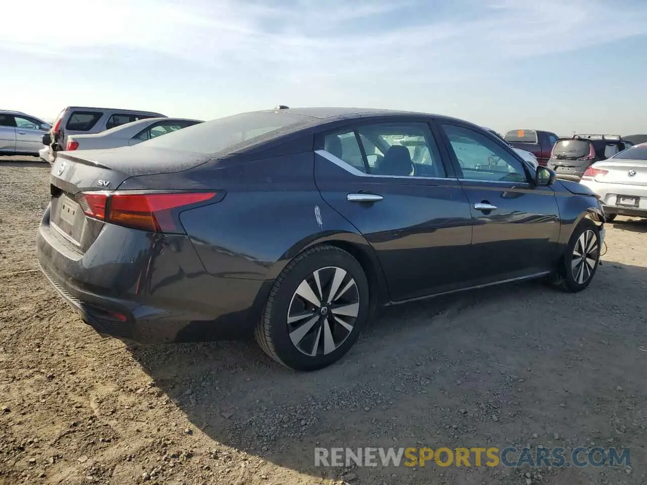 3 fotografías del automóvil dañado 1N4BL4DV9KC205661 NISSAN ALTIMA 2019