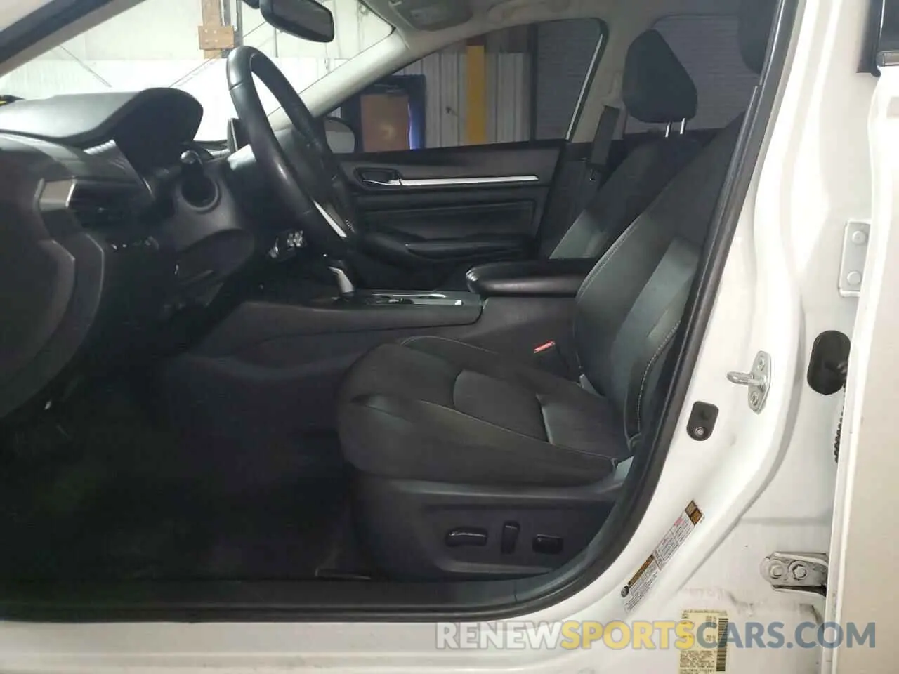 7 fotografías del automóvil dañado 1N4BL4DW5KC250167 NISSAN ALTIMA 2019