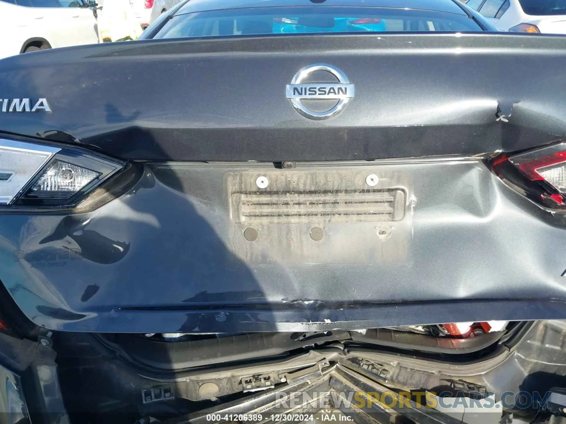 17 fotografías del automóvil dañado 1N4BL4DW8KC134199 NISSAN ALTIMA 2019