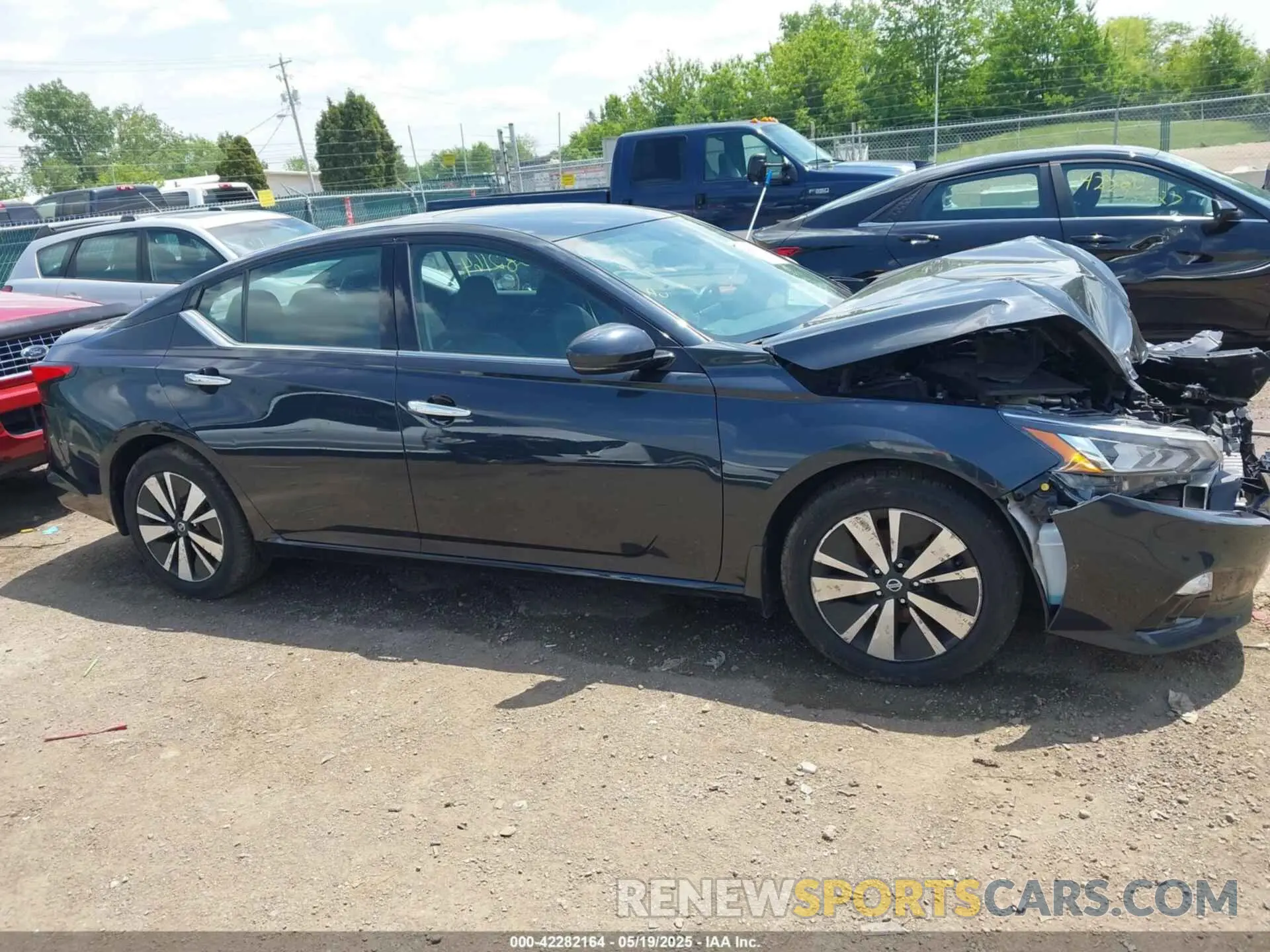 13 fotografías del automóvil dañado 1N4BL4DW9KN300931 NISSAN ALTIMA 2019