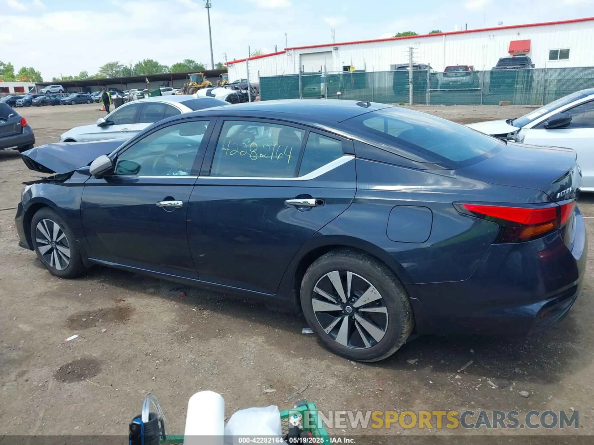 14 fotografías del automóvil dañado 1N4BL4DW9KN300931 NISSAN ALTIMA 2019