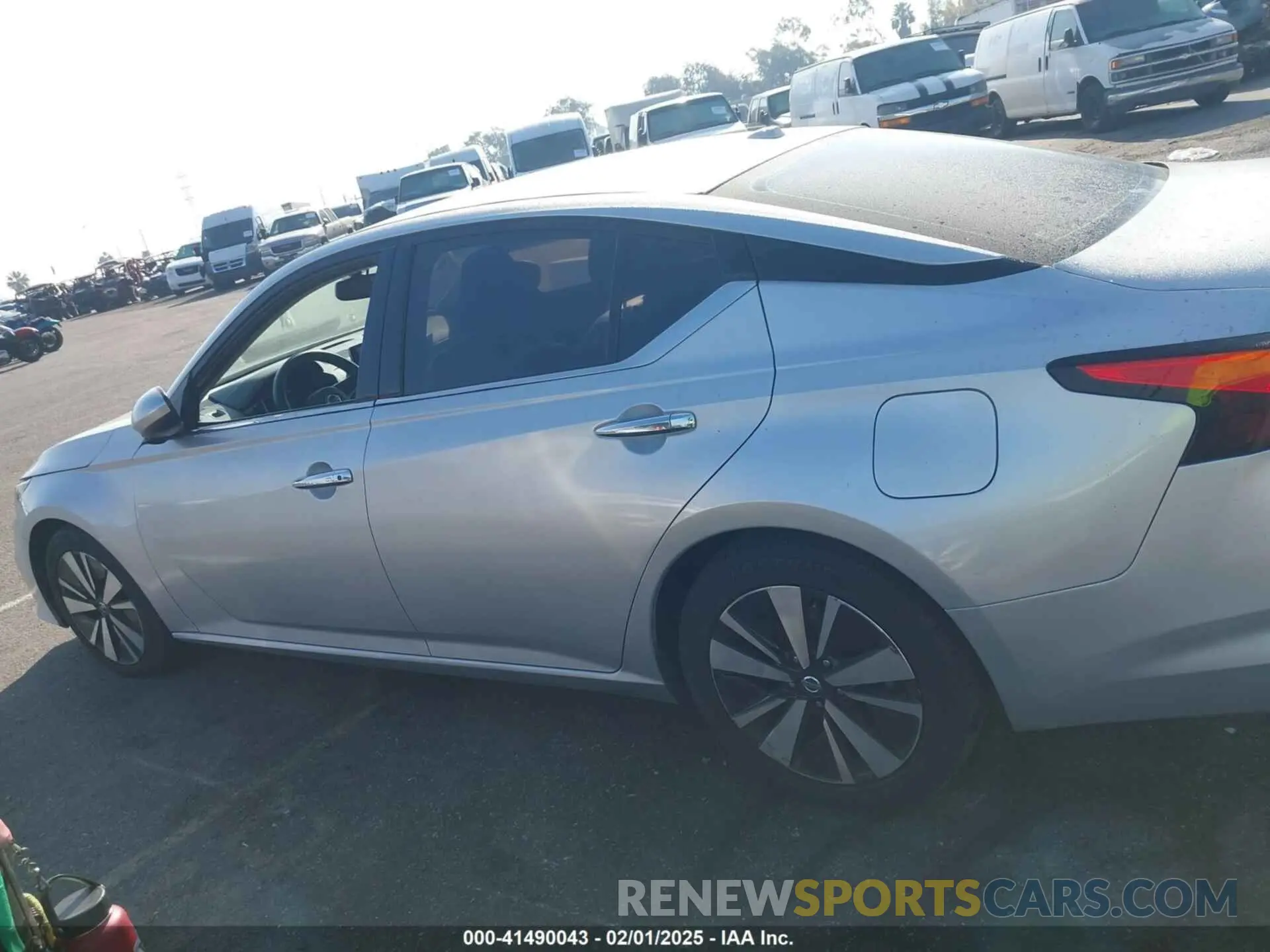 14 fotografías del automóvil dañado 1N4BL4EV0KC200167 NISSAN ALTIMA 2019