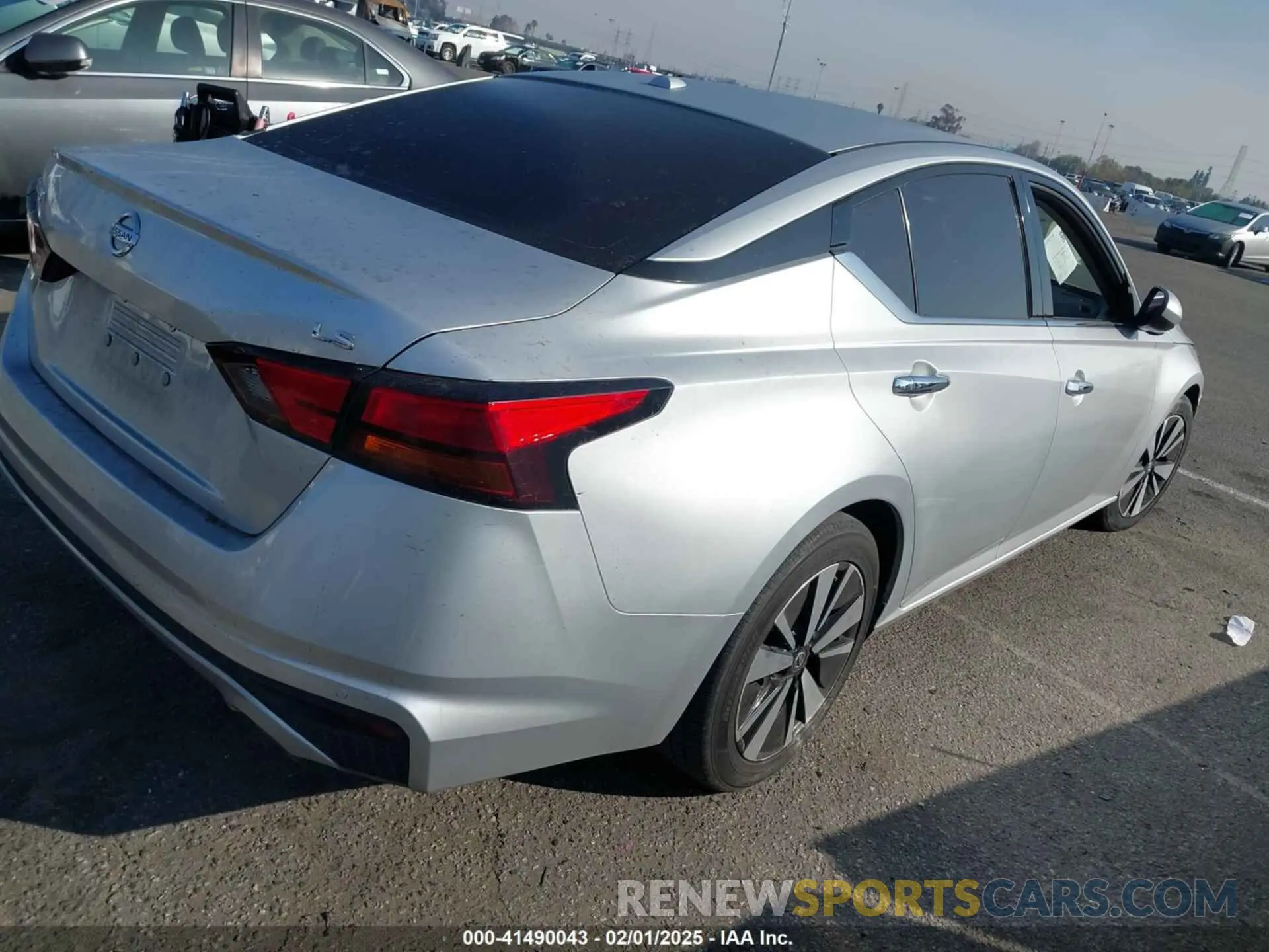 4 fotografías del automóvil dañado 1N4BL4EV0KC200167 NISSAN ALTIMA 2019