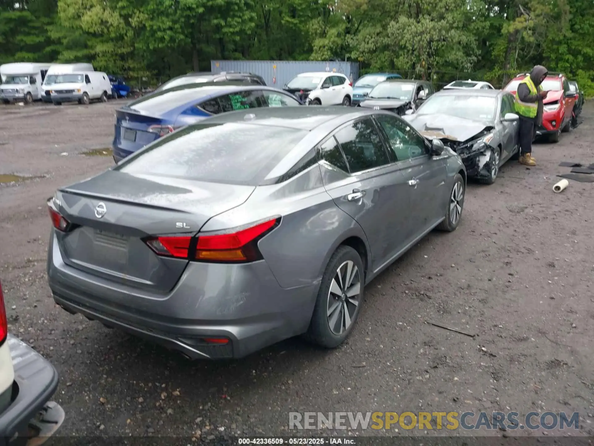 4 fotografías del automóvil dañado 1N4BL4EV0KC229457 NISSAN ALTIMA 2019