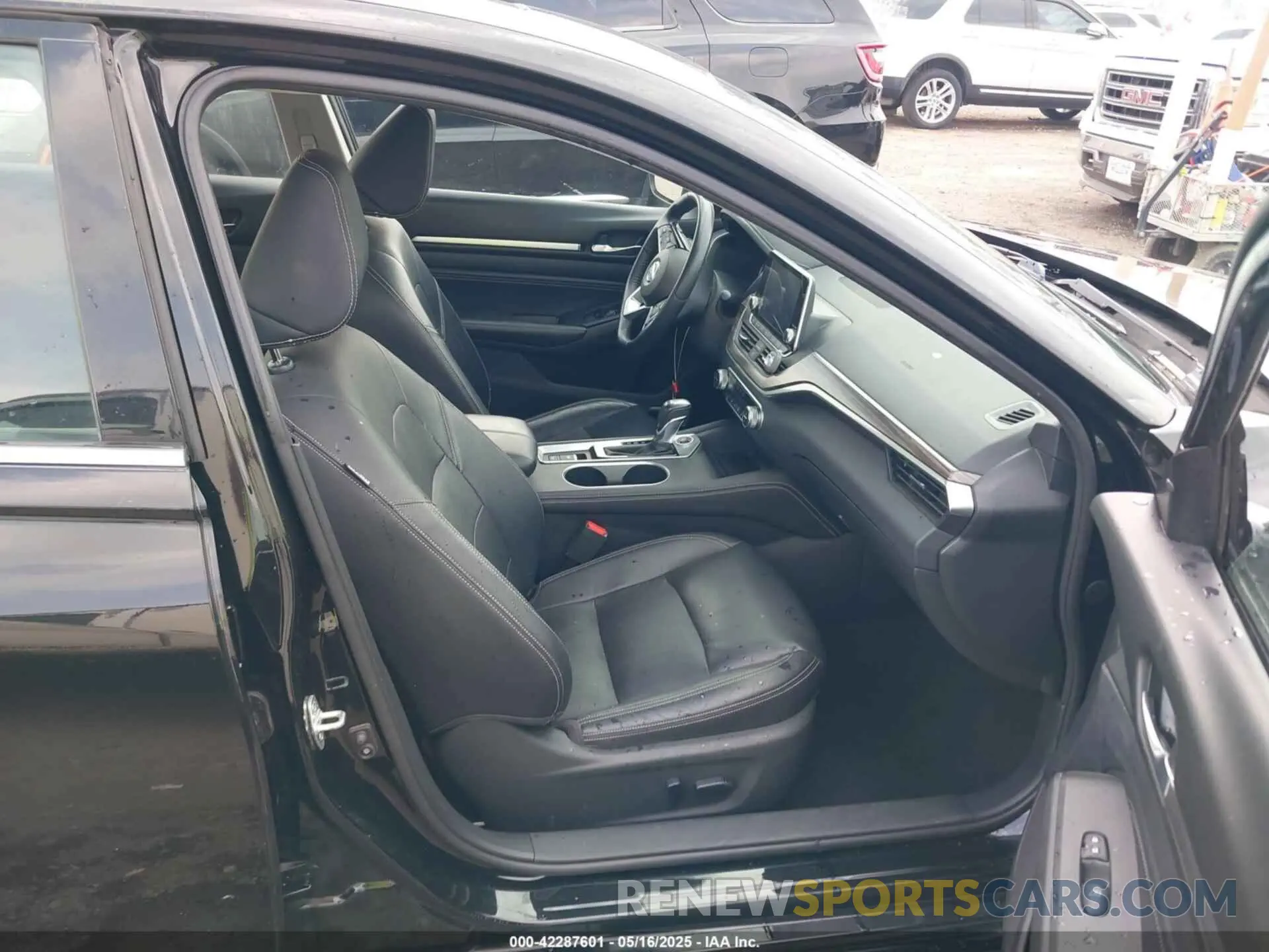 5 fotografías del automóvil dañado 1N4BL4EV1KC113619 NISSAN ALTIMA 2019