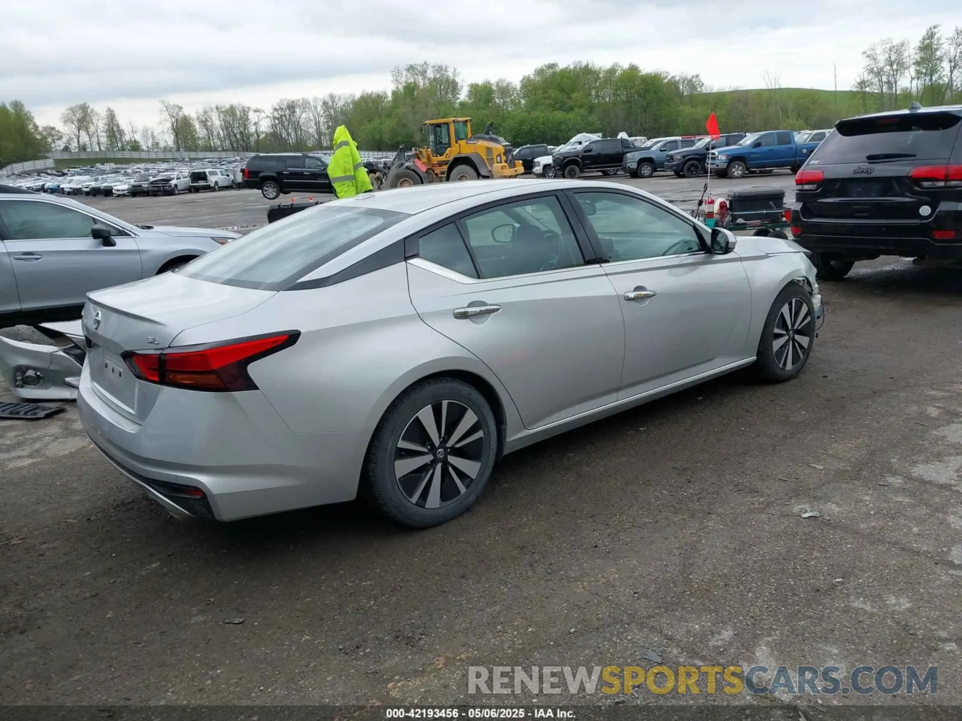 4 fotografías del automóvil dañado 1N4BL4EV1KC173268 NISSAN ALTIMA 2019